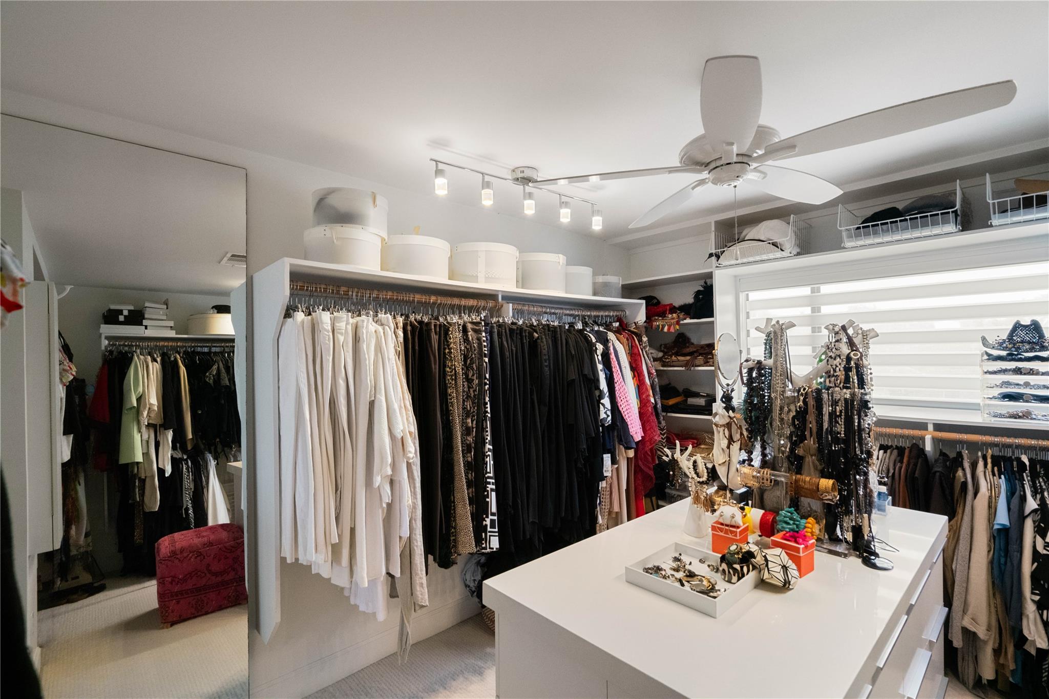 2818 Lighthouse Drive