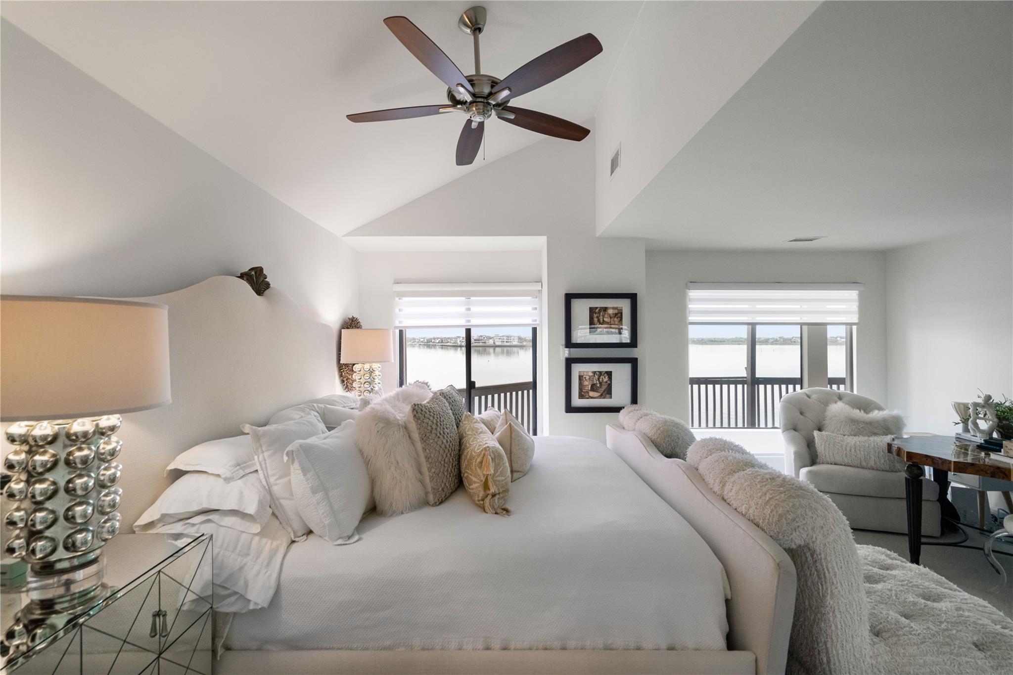 2818 Lighthouse Drive