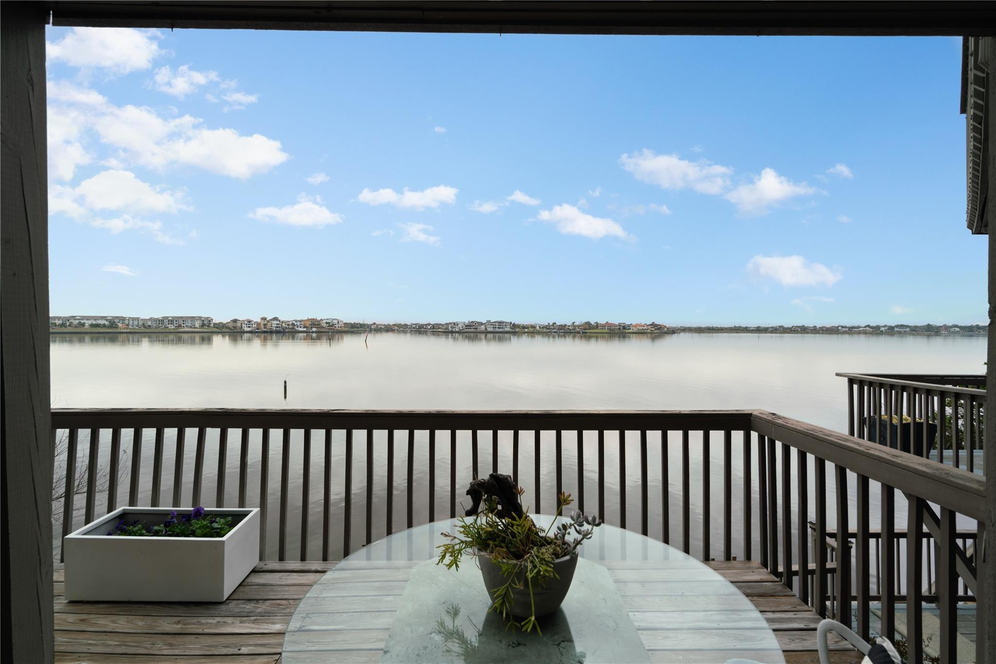 2818 Lighthouse Drive