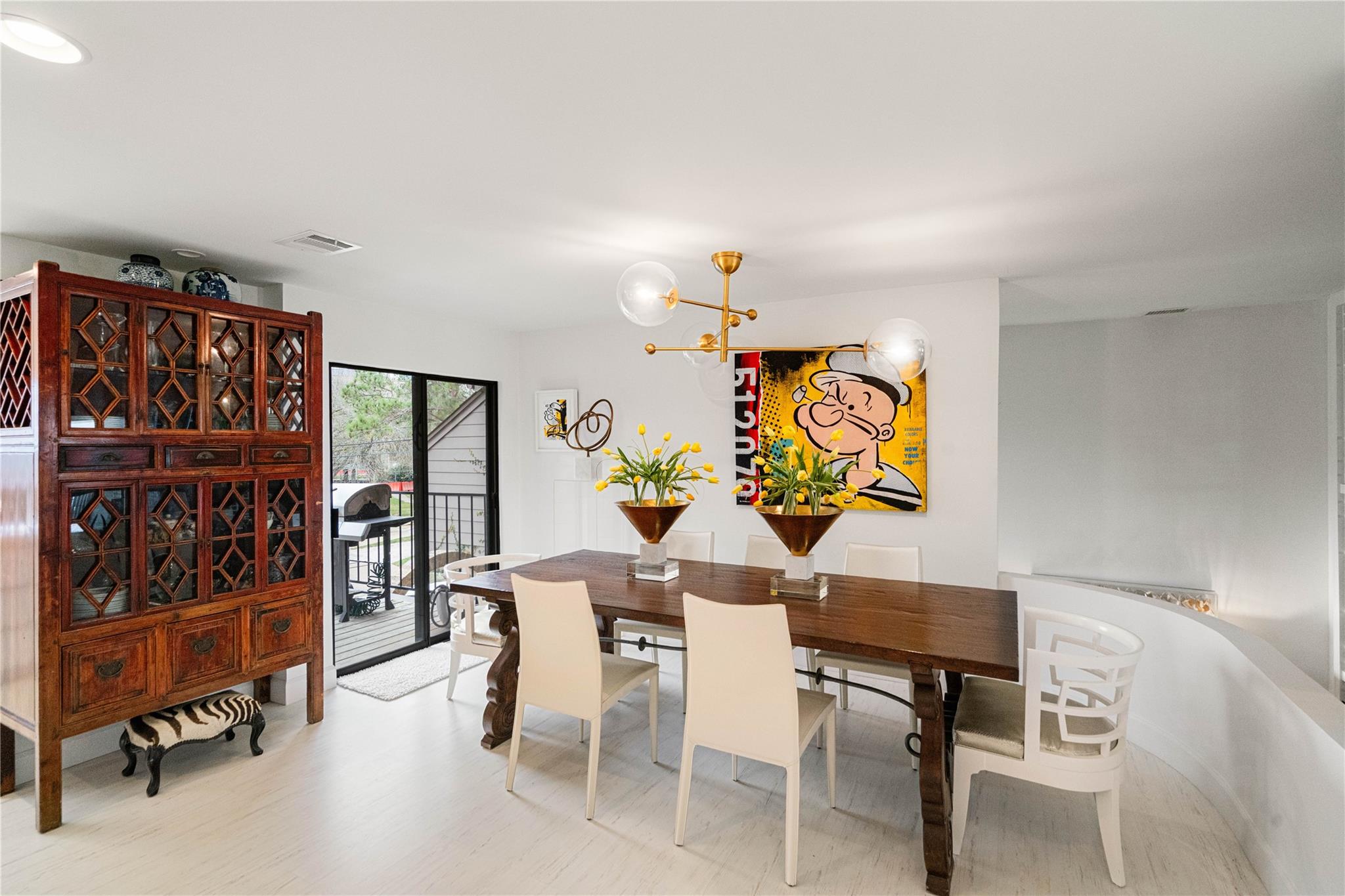 2818 Lighthouse Drive