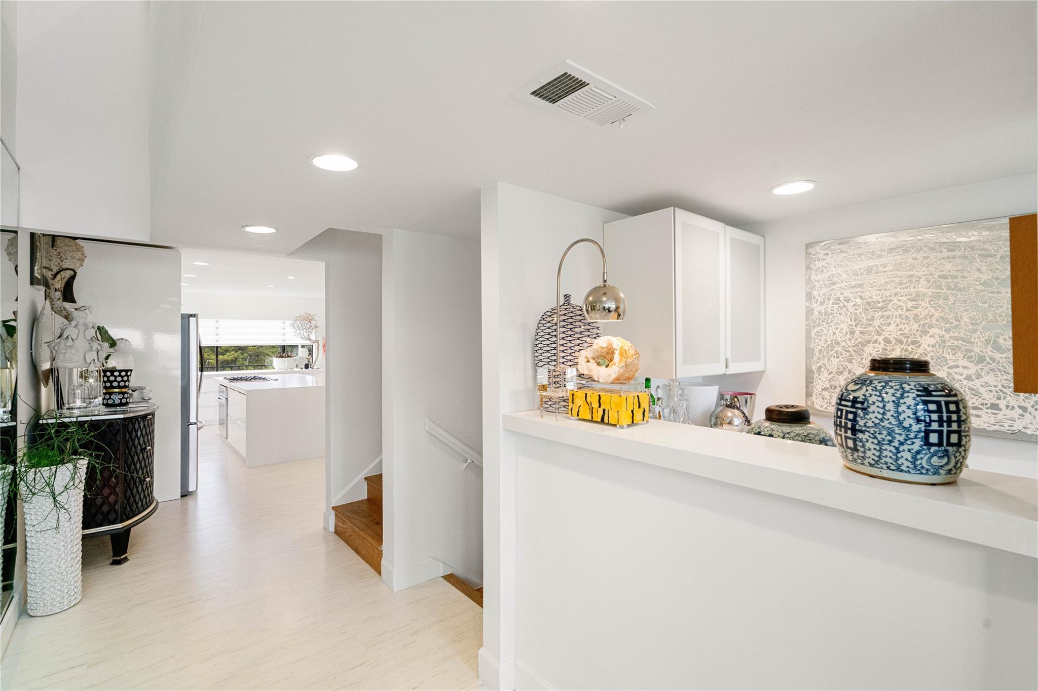 2818 Lighthouse Drive