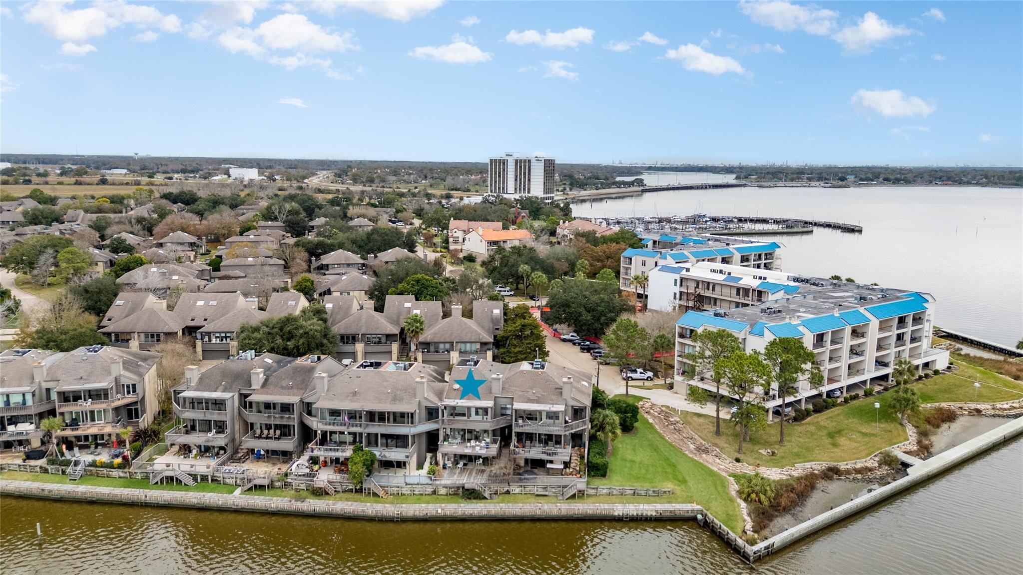 2818 Lighthouse Drive