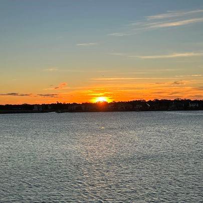 401 Lakeside Lane # 103