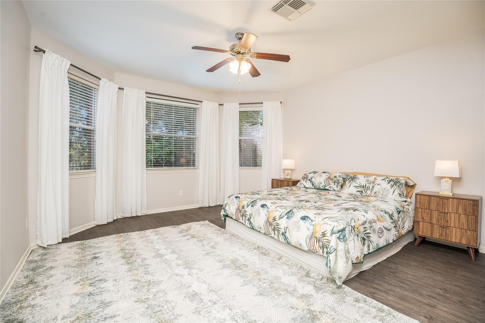 440 Magnolia Blossom