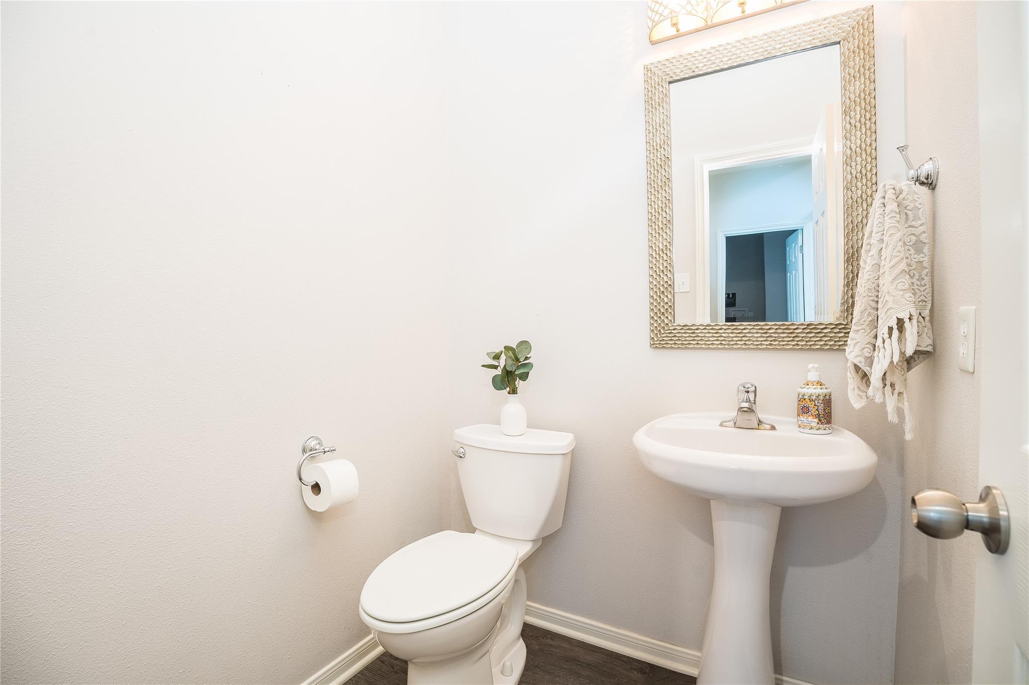 440 Magnolia Blossom