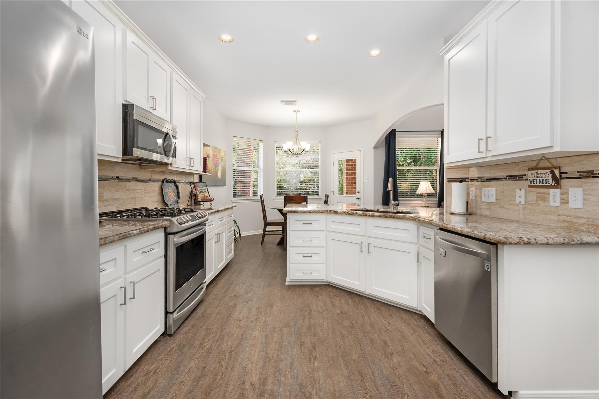 440 Magnolia Blossom