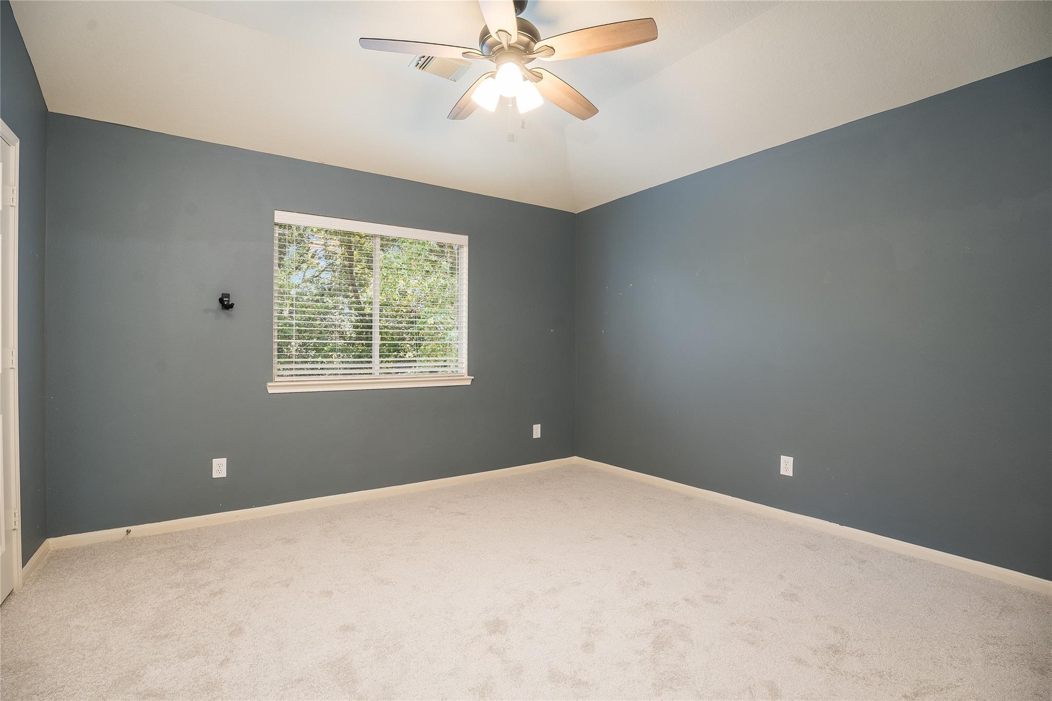 440 Magnolia Blossom