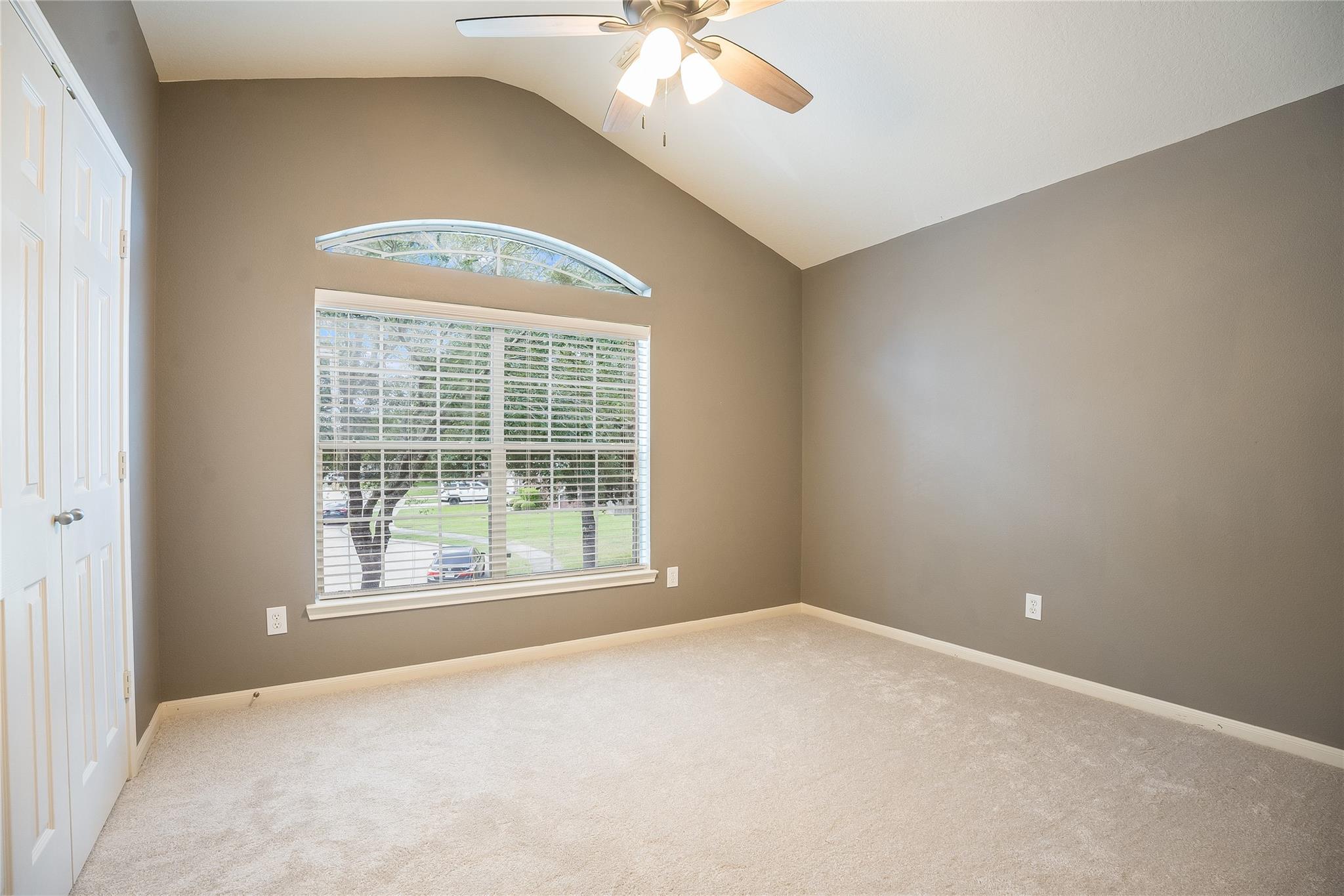 440 Magnolia Blossom