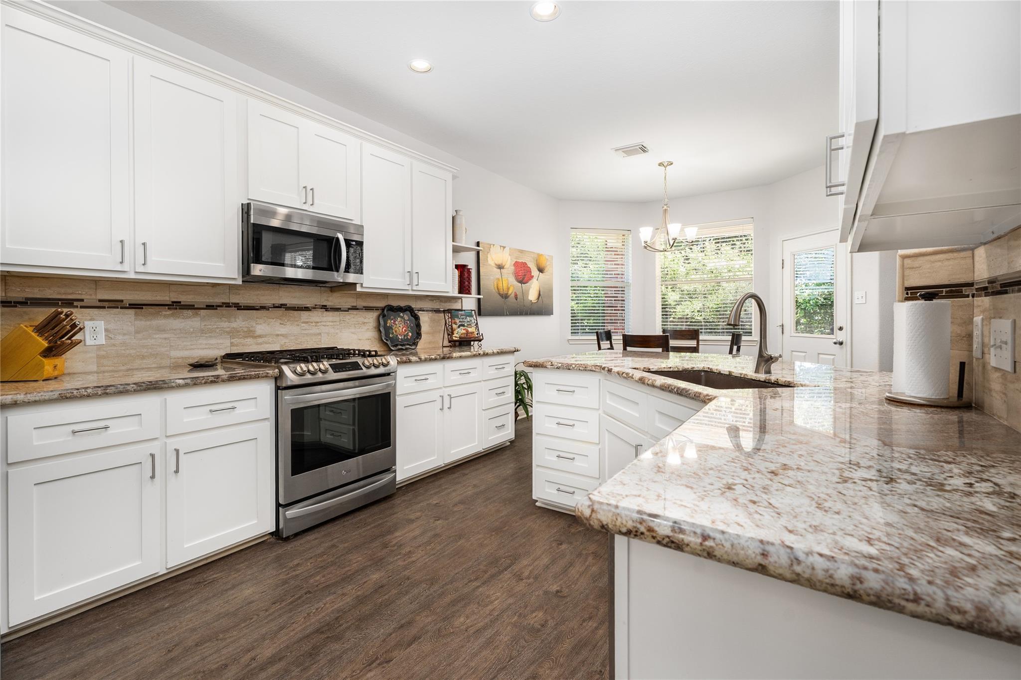 440 Magnolia Blossom