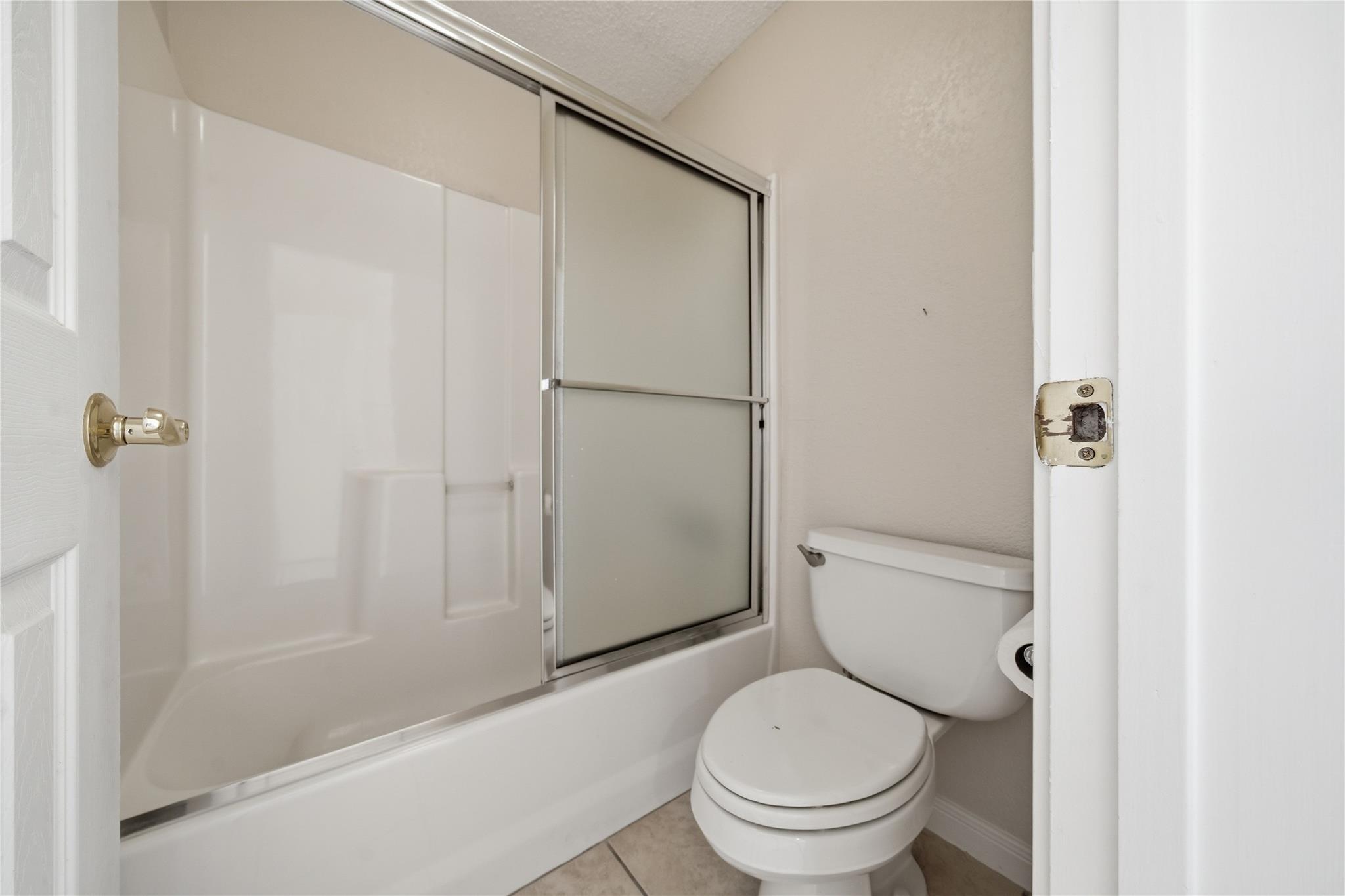 351 Lakeside Lane # 304