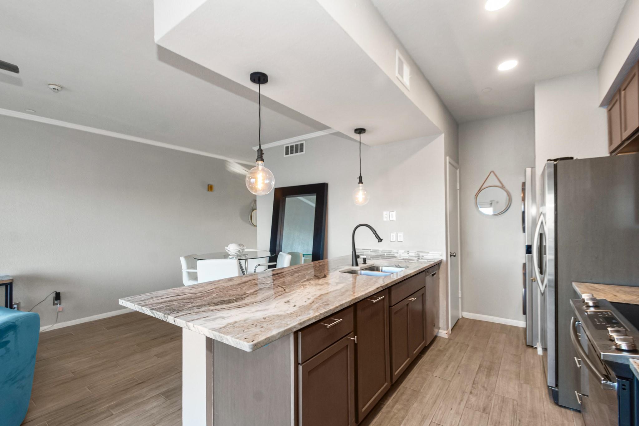 351 Lakeside Lane # 204