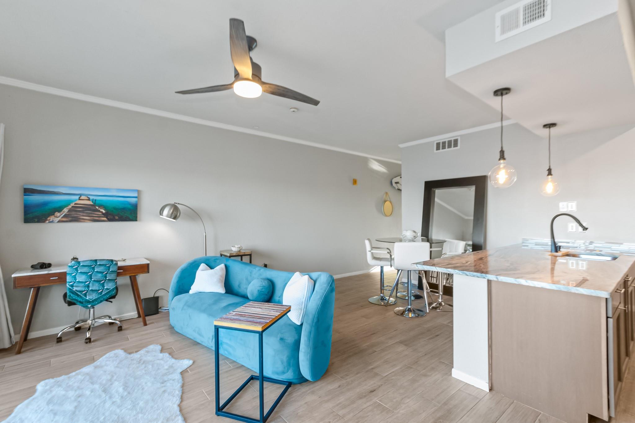 351 Lakeside Lane # 204