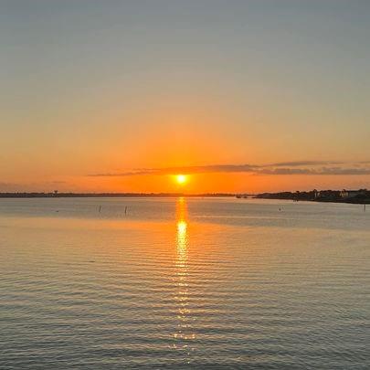 401 Lakeside Lane # 203