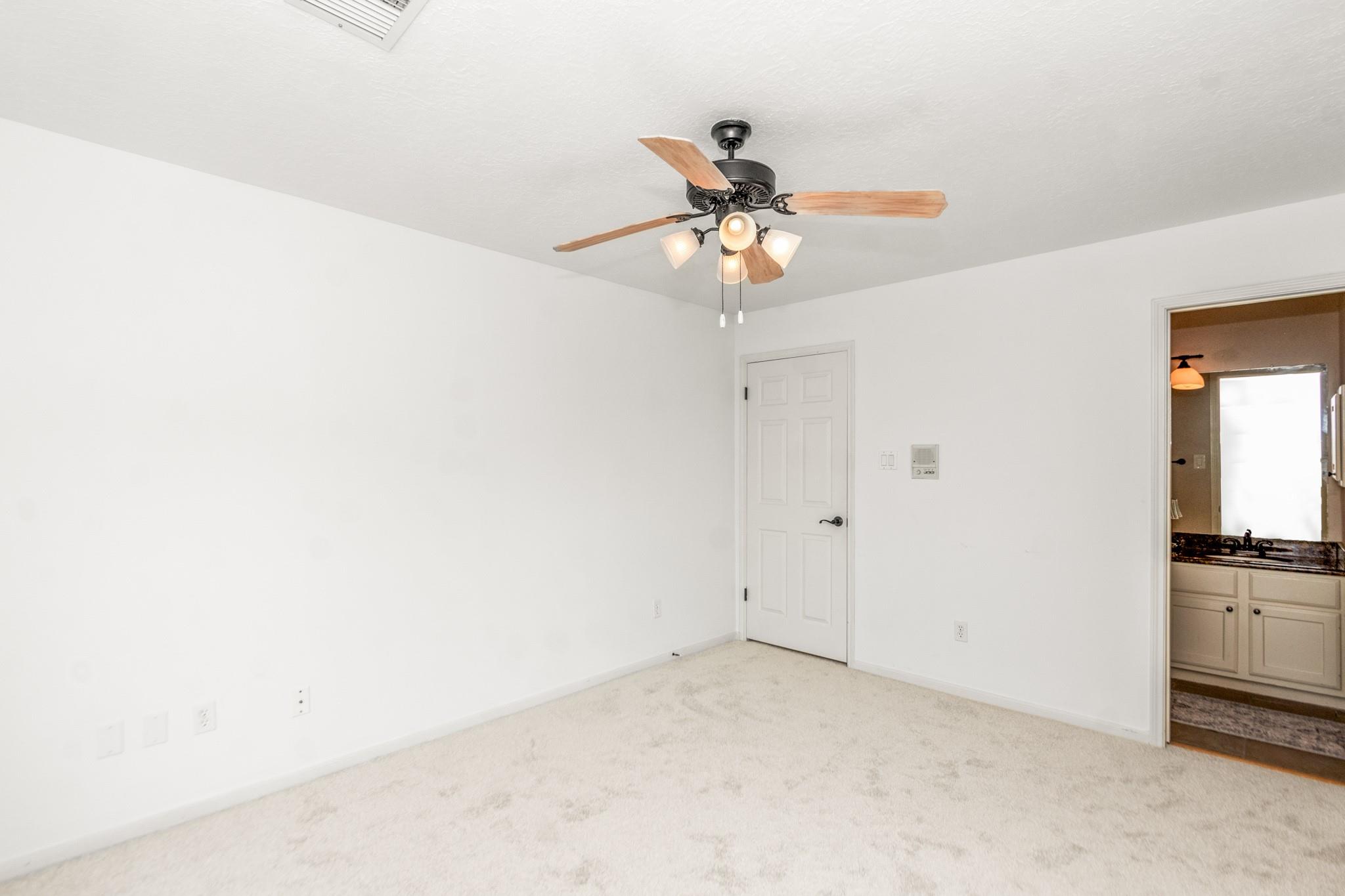 2729 Lighthouse Drive