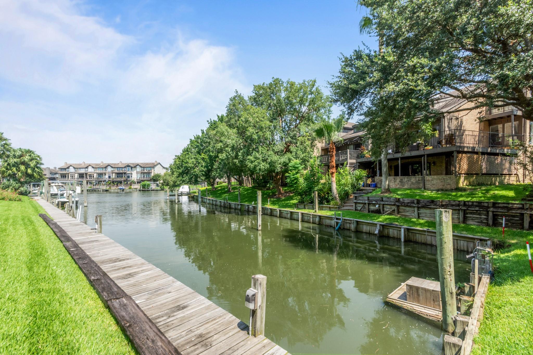 2729 Lighthouse Drive