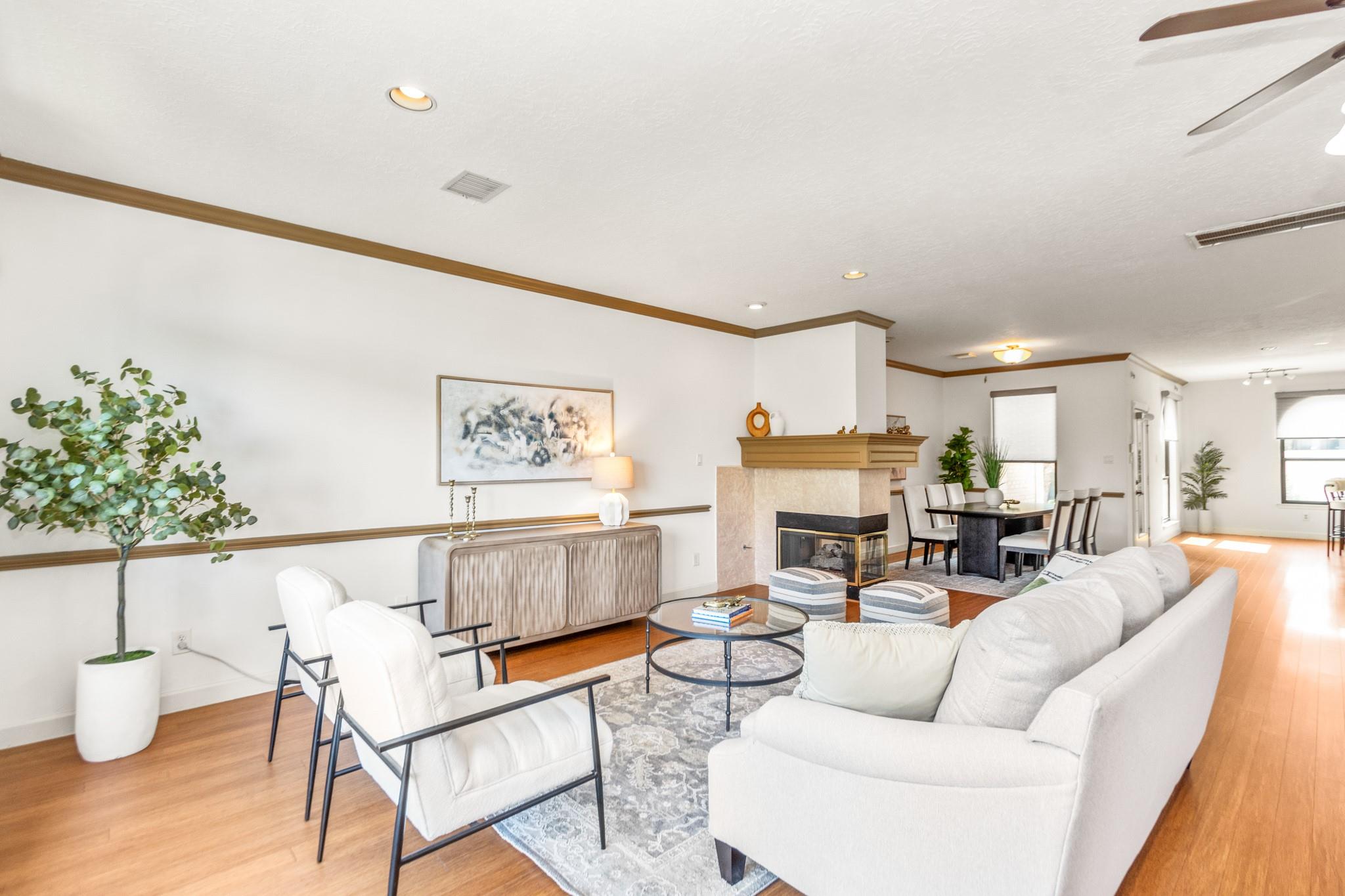 2729 Lighthouse Drive