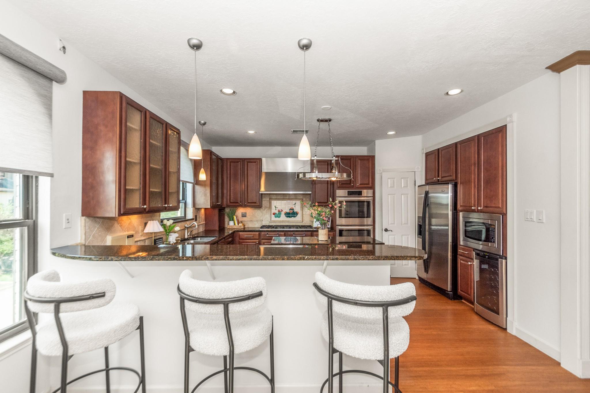 2729 Lighthouse Drive