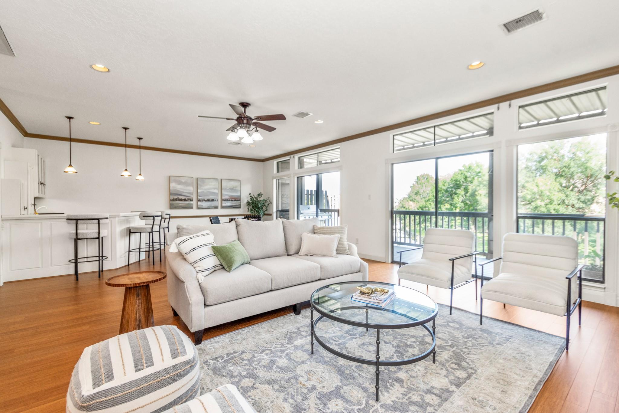 2729 Lighthouse Drive