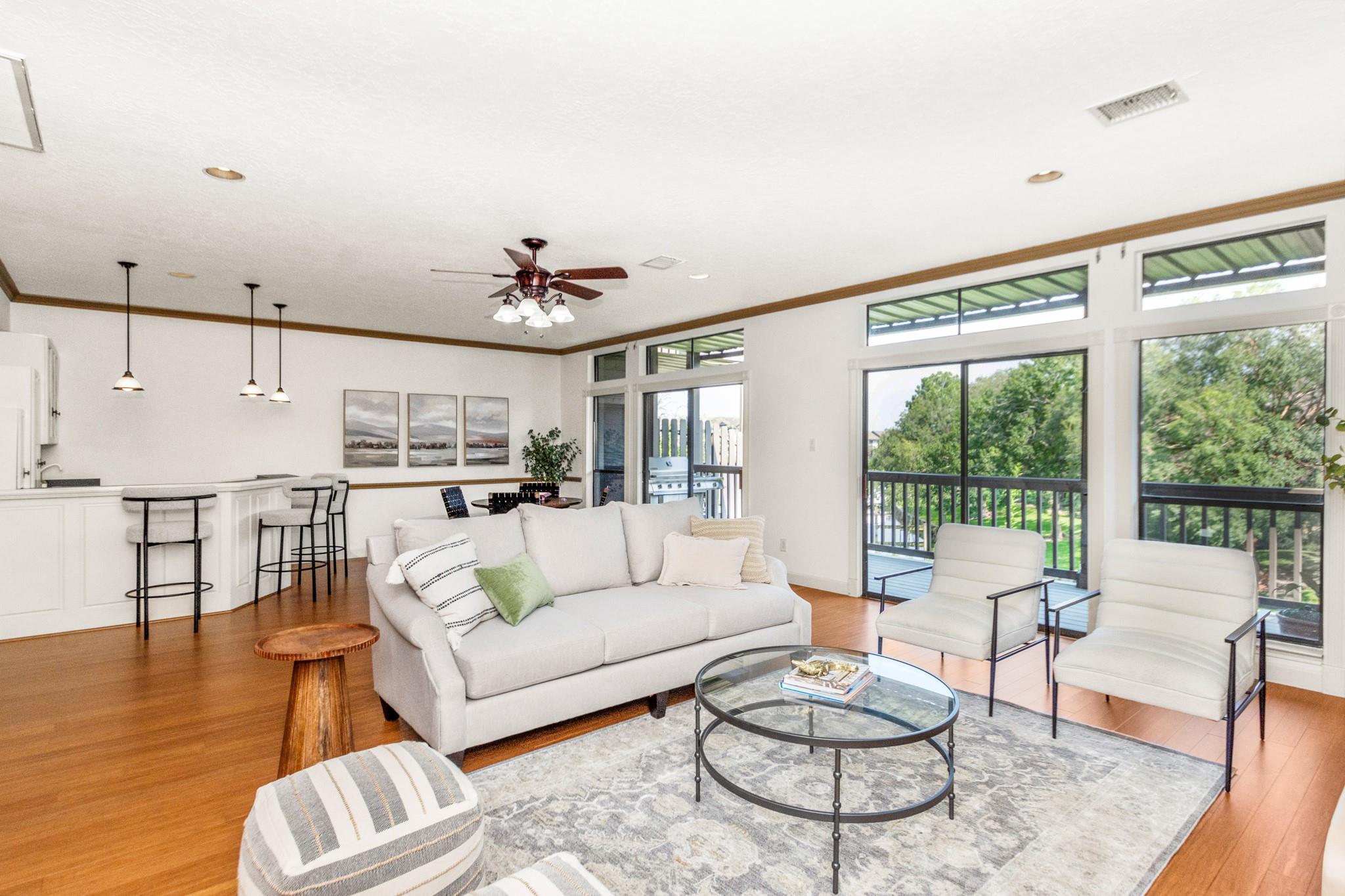 2729 Lighthouse Drive