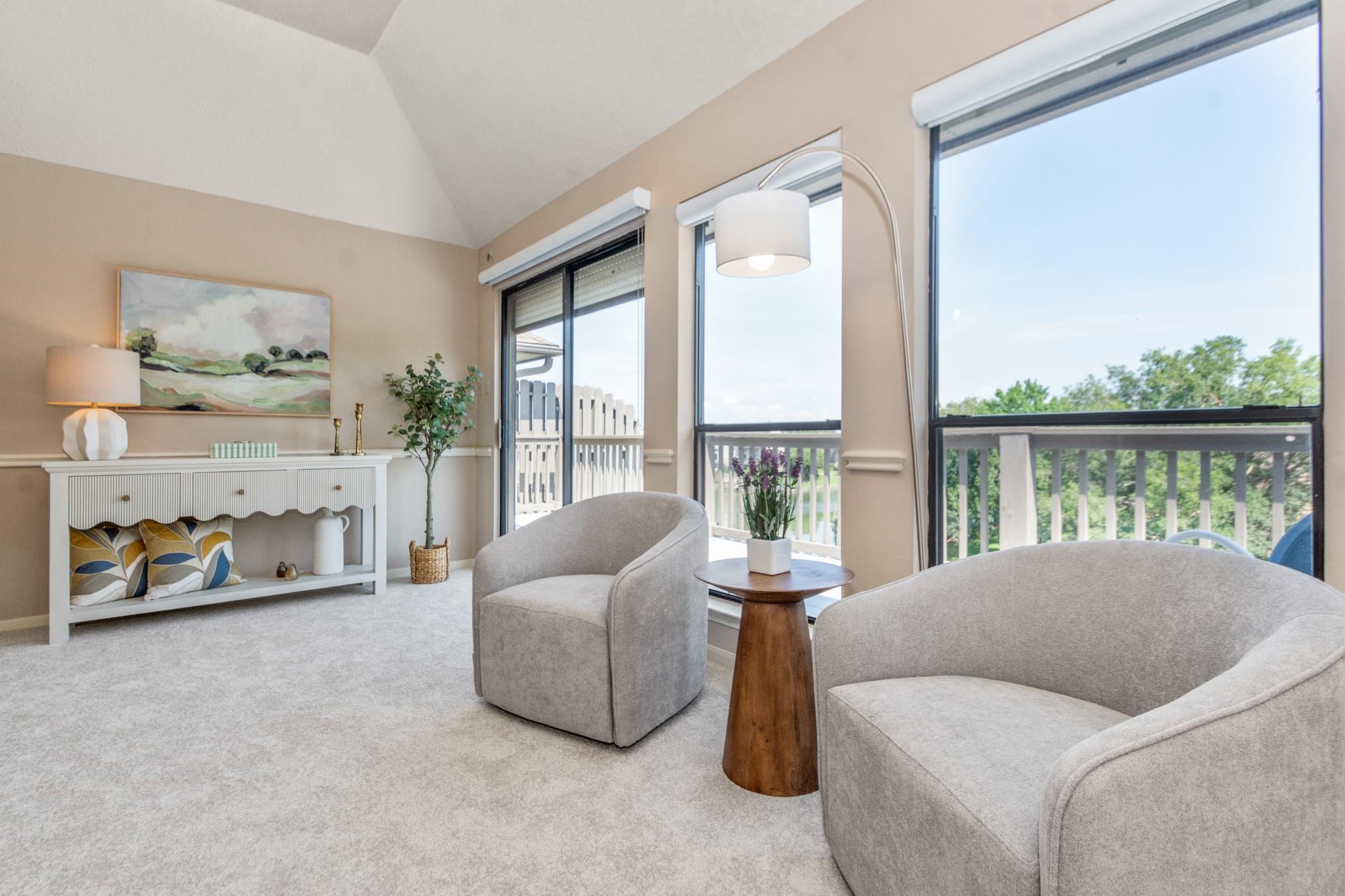 2729 Lighthouse Drive