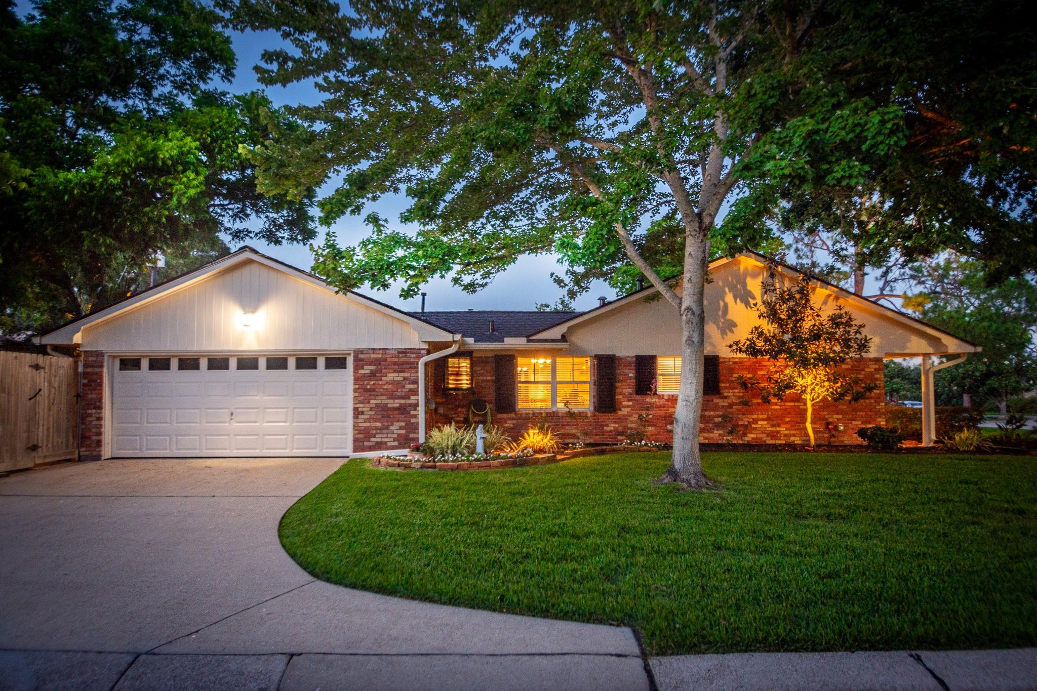 2503 Baycrest Drive
