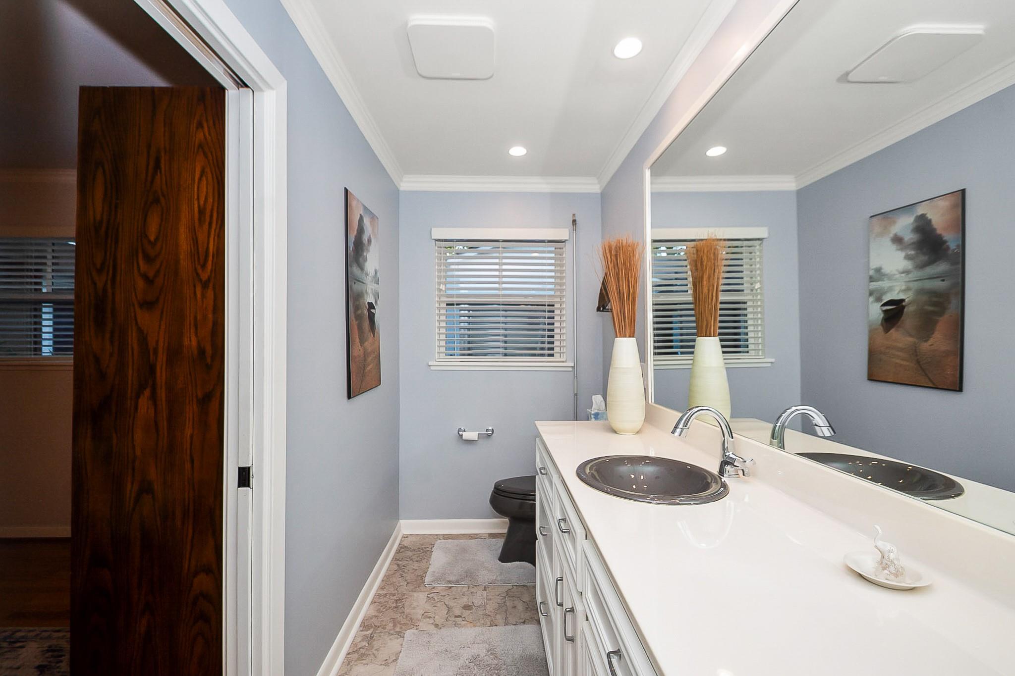 2503 Baycrest Drive