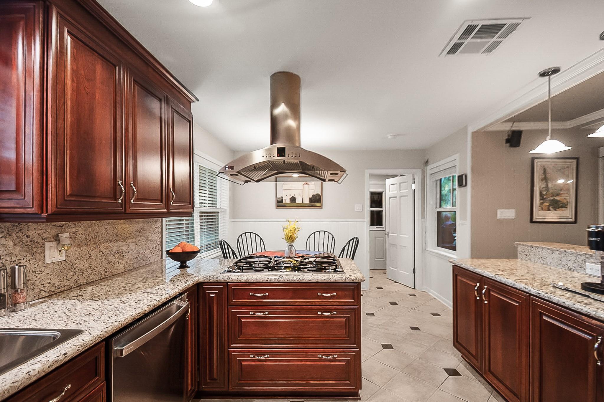 2503 Baycrest Drive