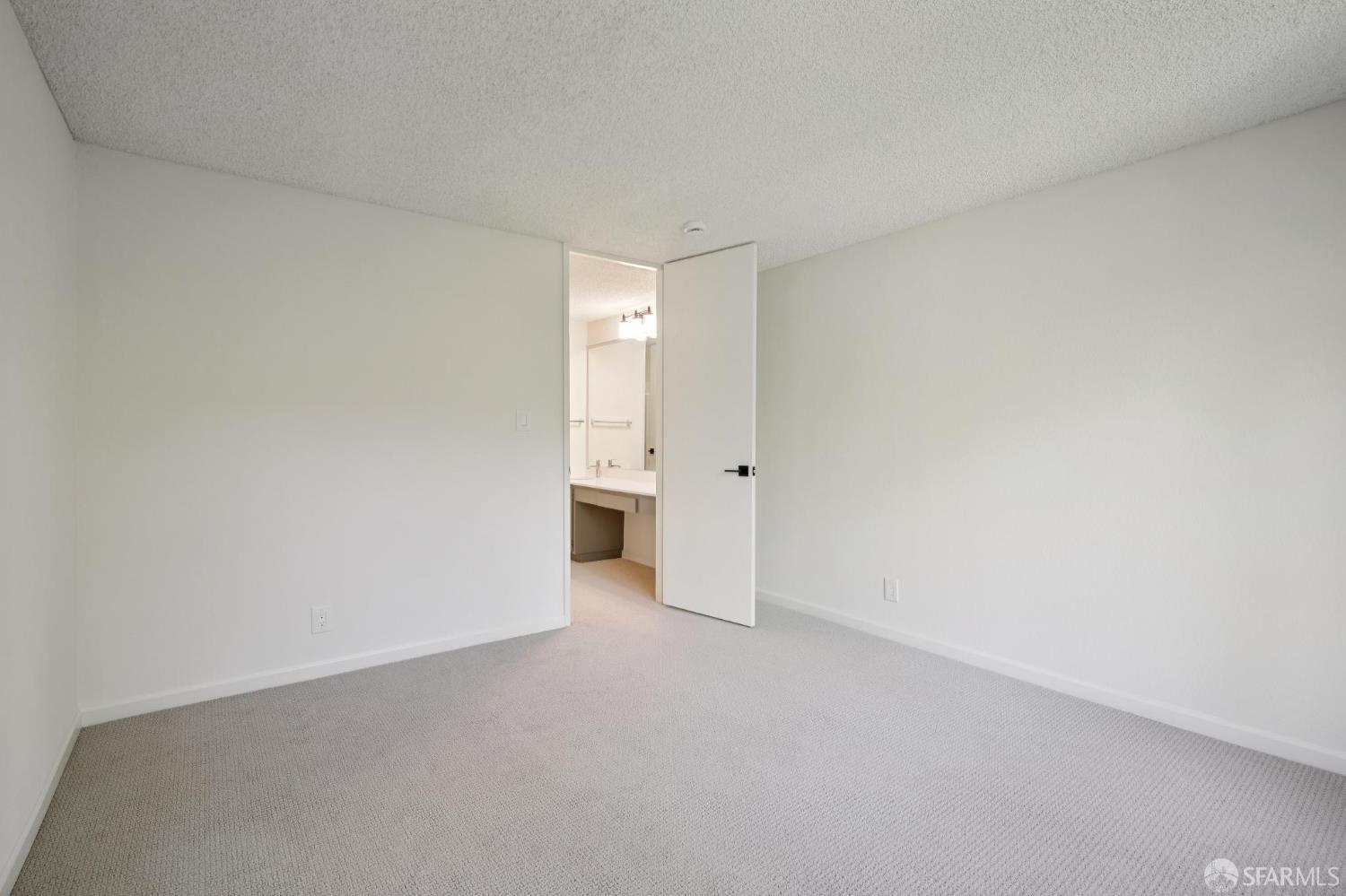 5206 Shelter Creek Lane
