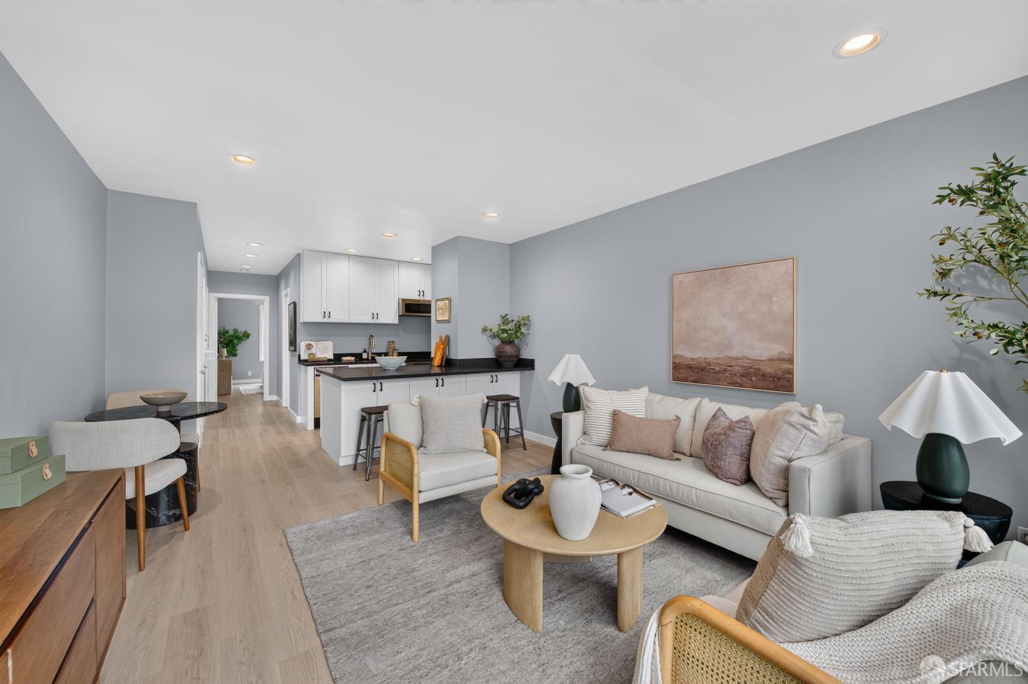 1260 Clay Street # 302