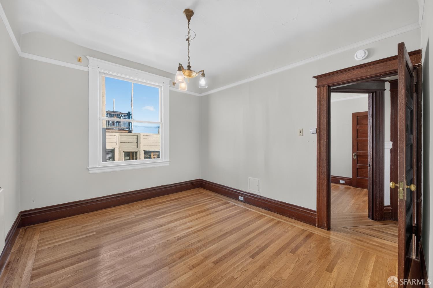 5-7 Winter Place