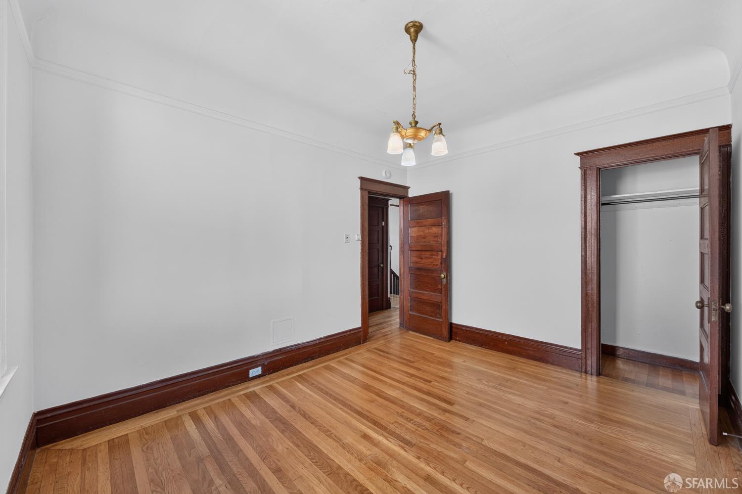 5-7 Winter Place