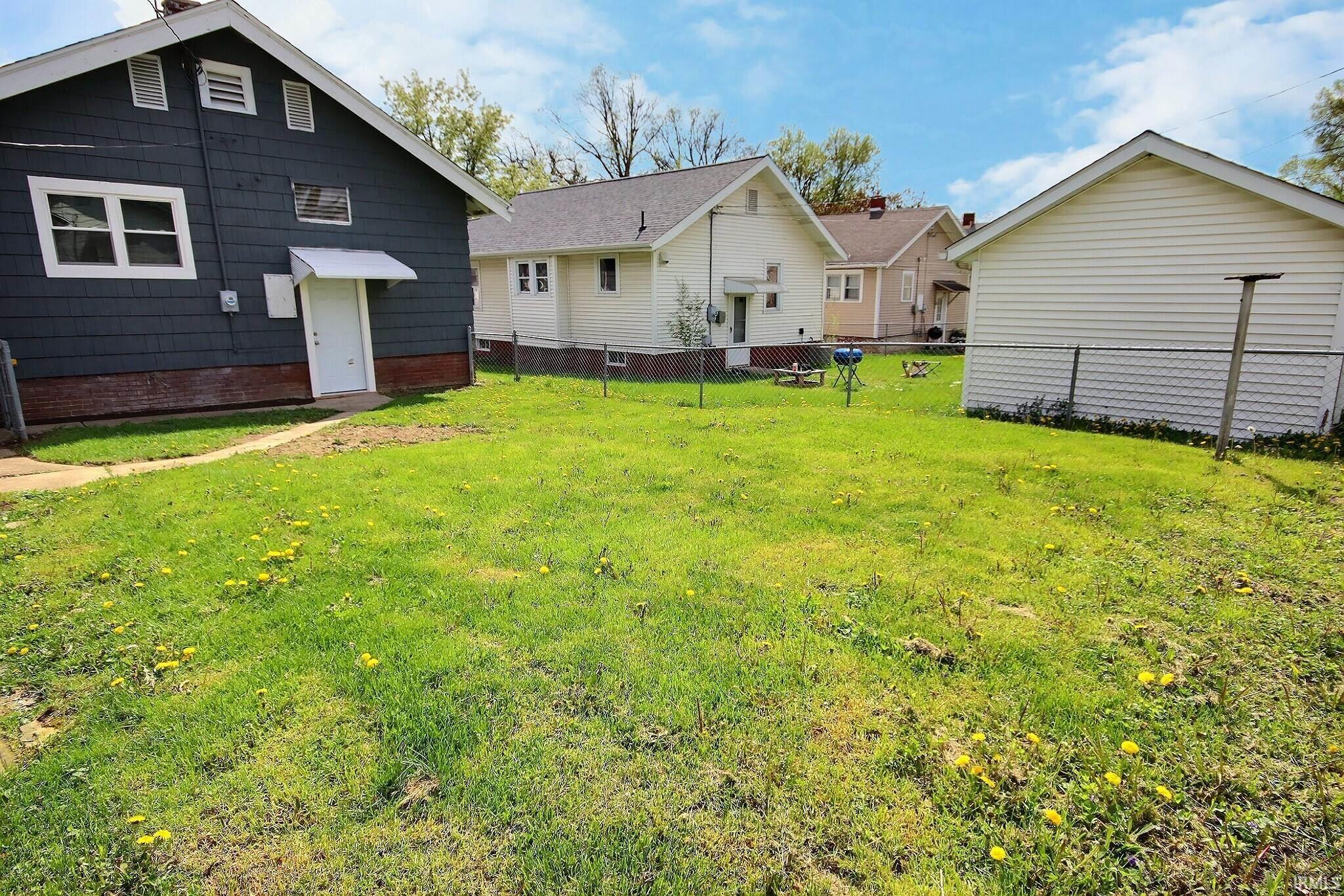 1209 Dodge Avenue