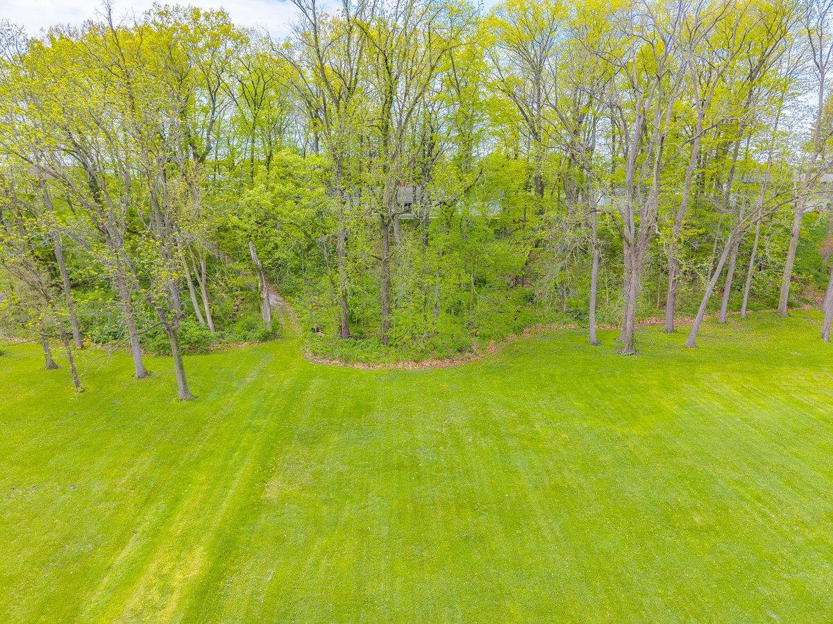 120 W Bellefontaine Road