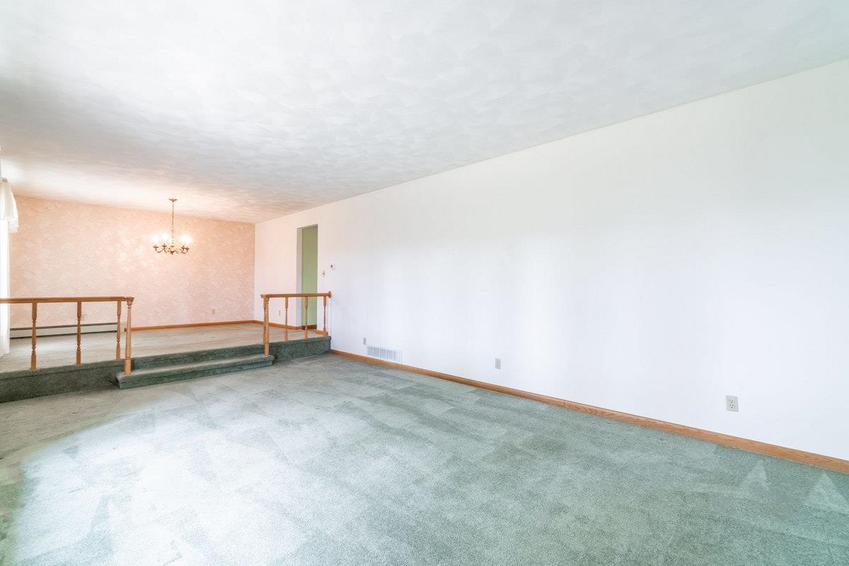 120 W Bellefontaine Road