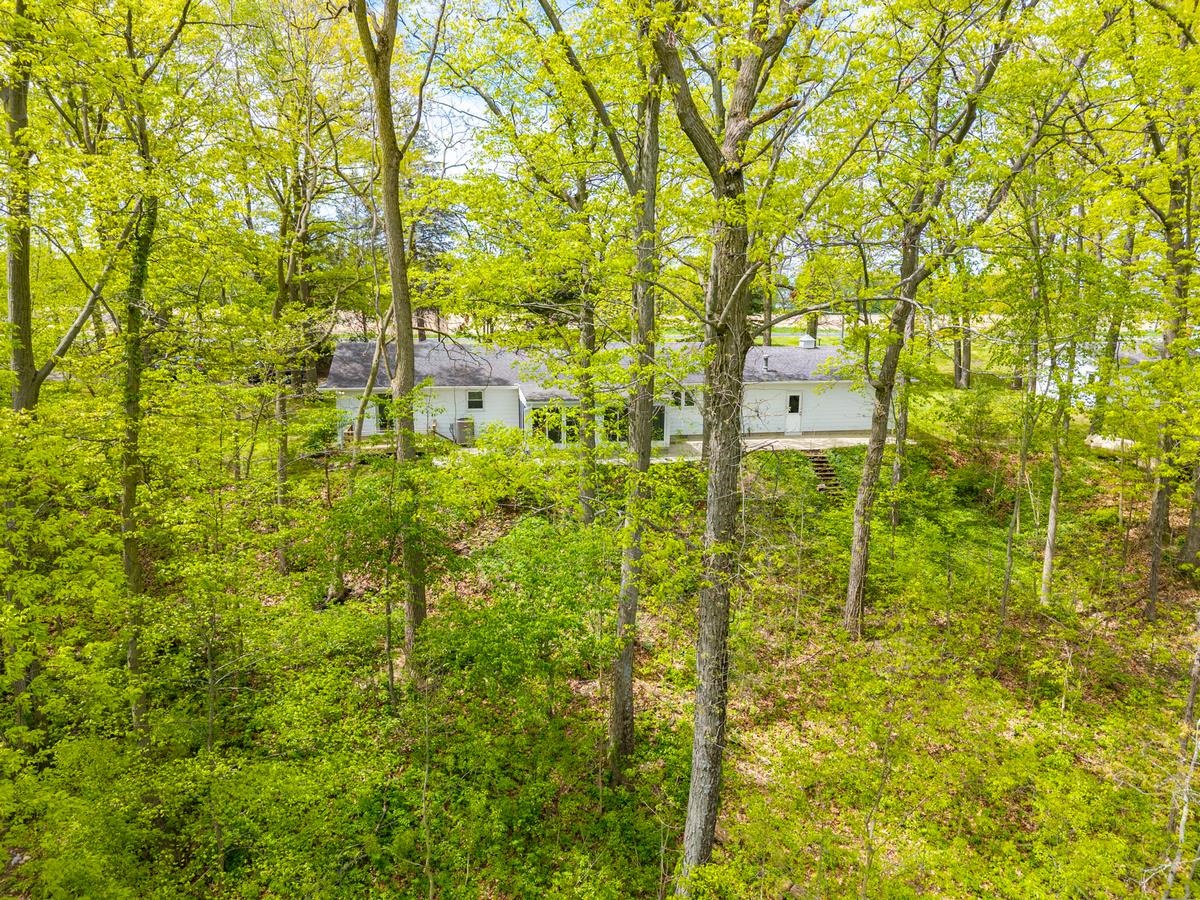 120 W Bellefontaine Road