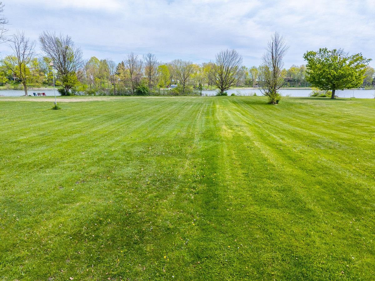 120 W Bellefontaine Road