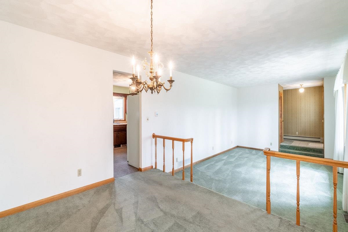 120 W Bellefontaine Road
