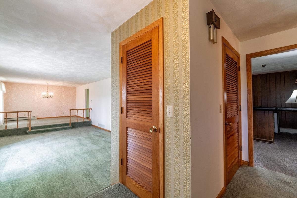 120 W Bellefontaine Road