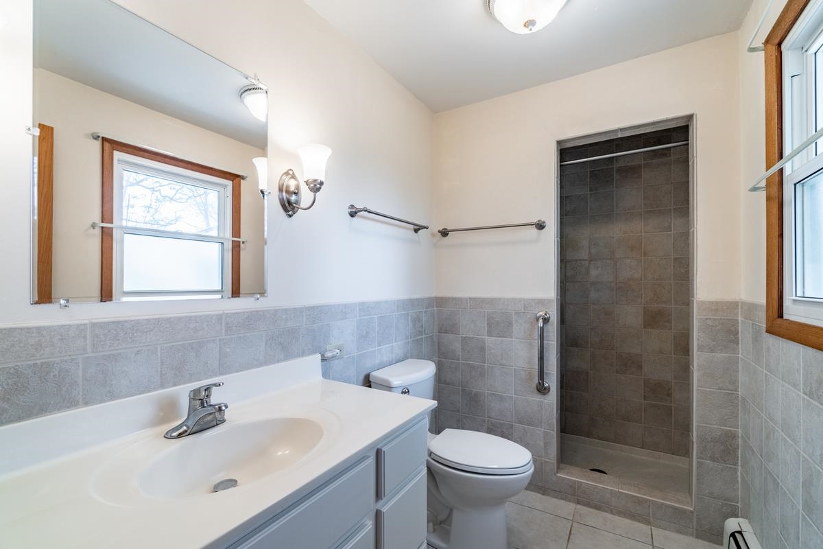 120 W Bellefontaine Road