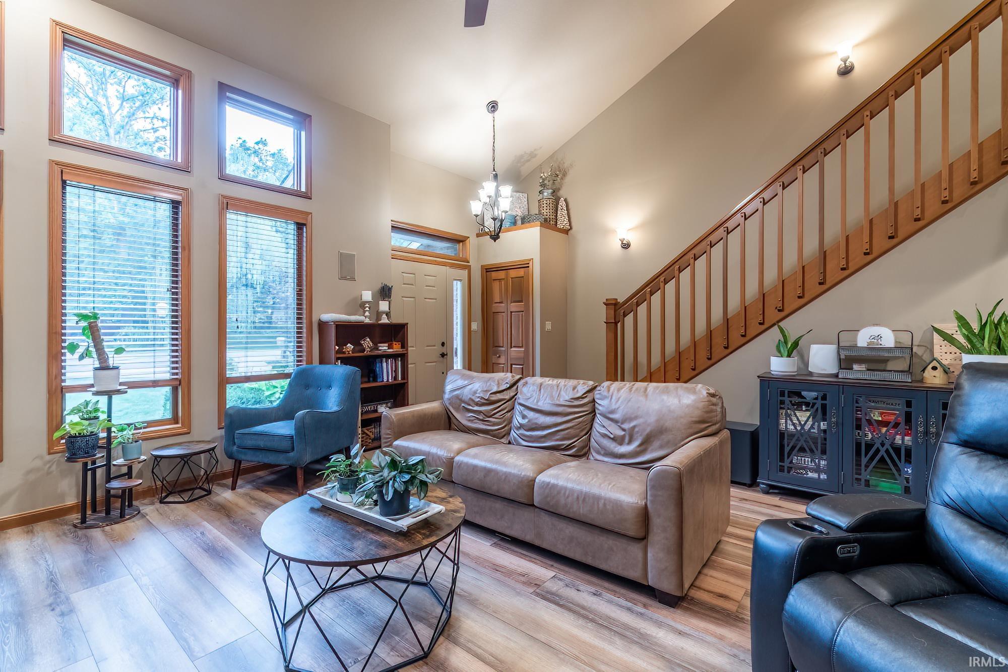 1325 E Greenbriar Drive