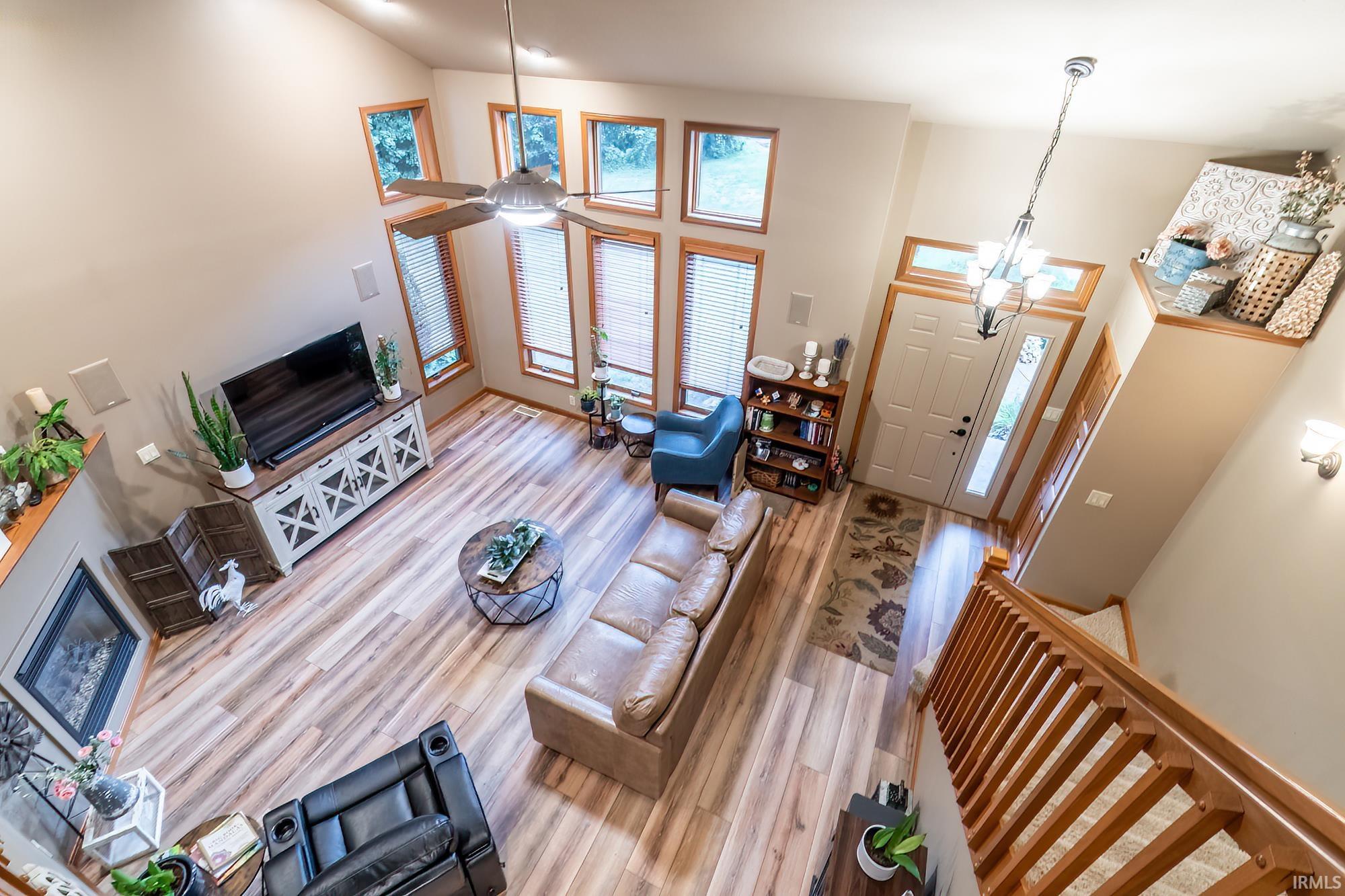 1325 E Greenbriar Drive