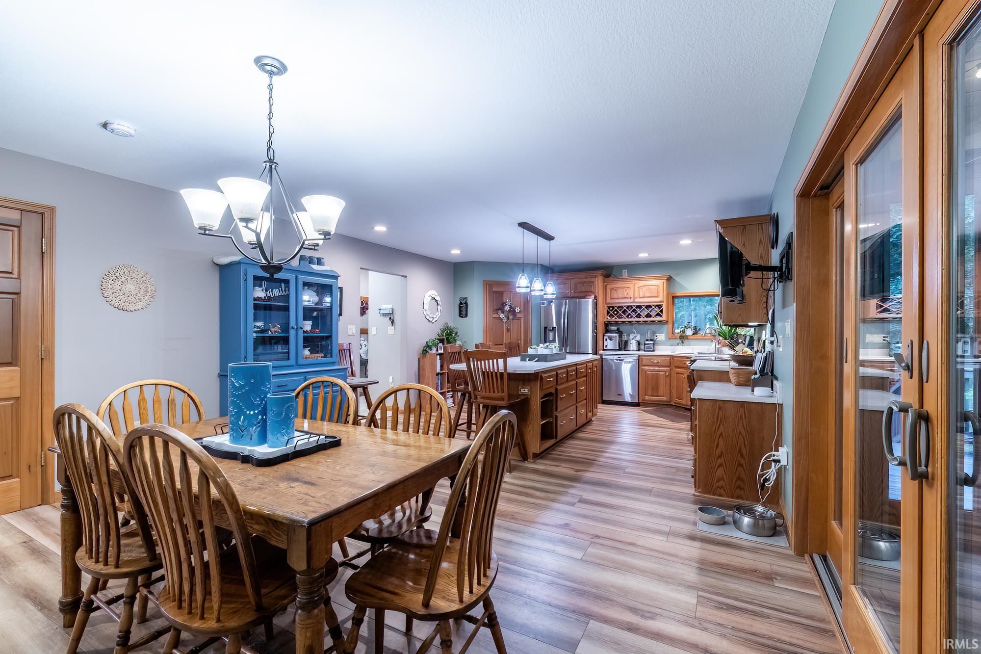 1325 E Greenbriar Drive