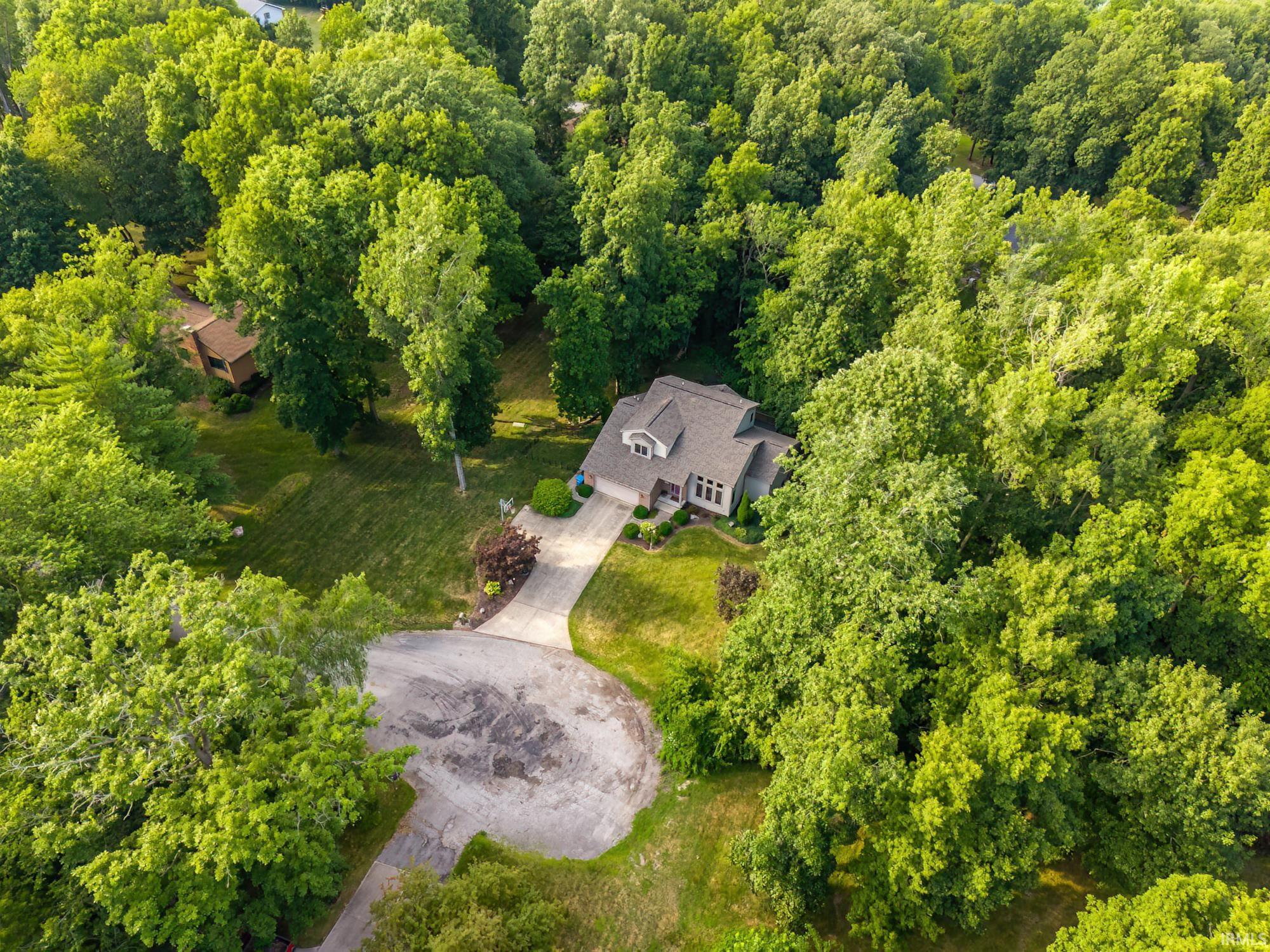 1325 E Greenbriar Drive