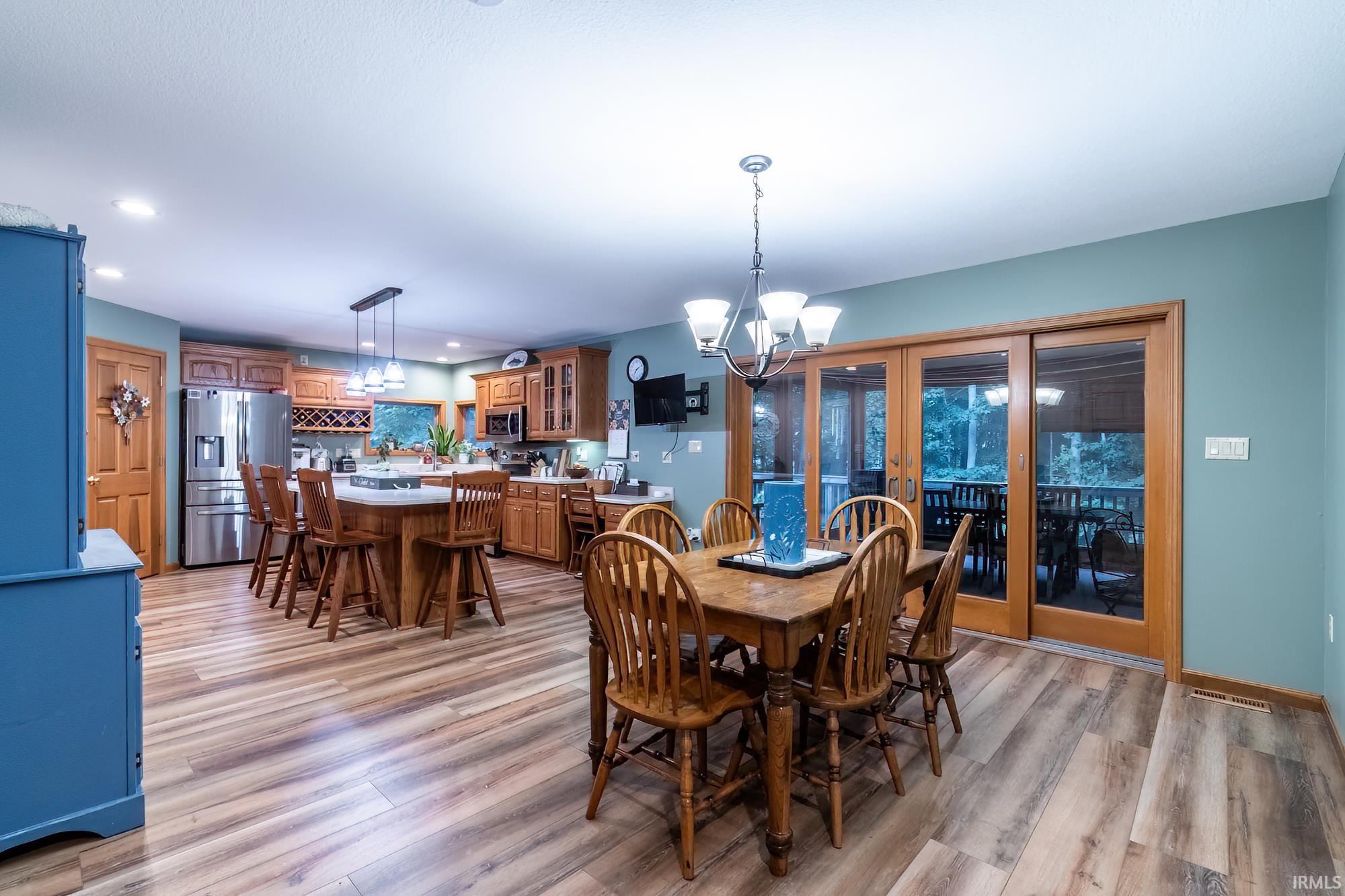 1325 E Greenbriar Drive