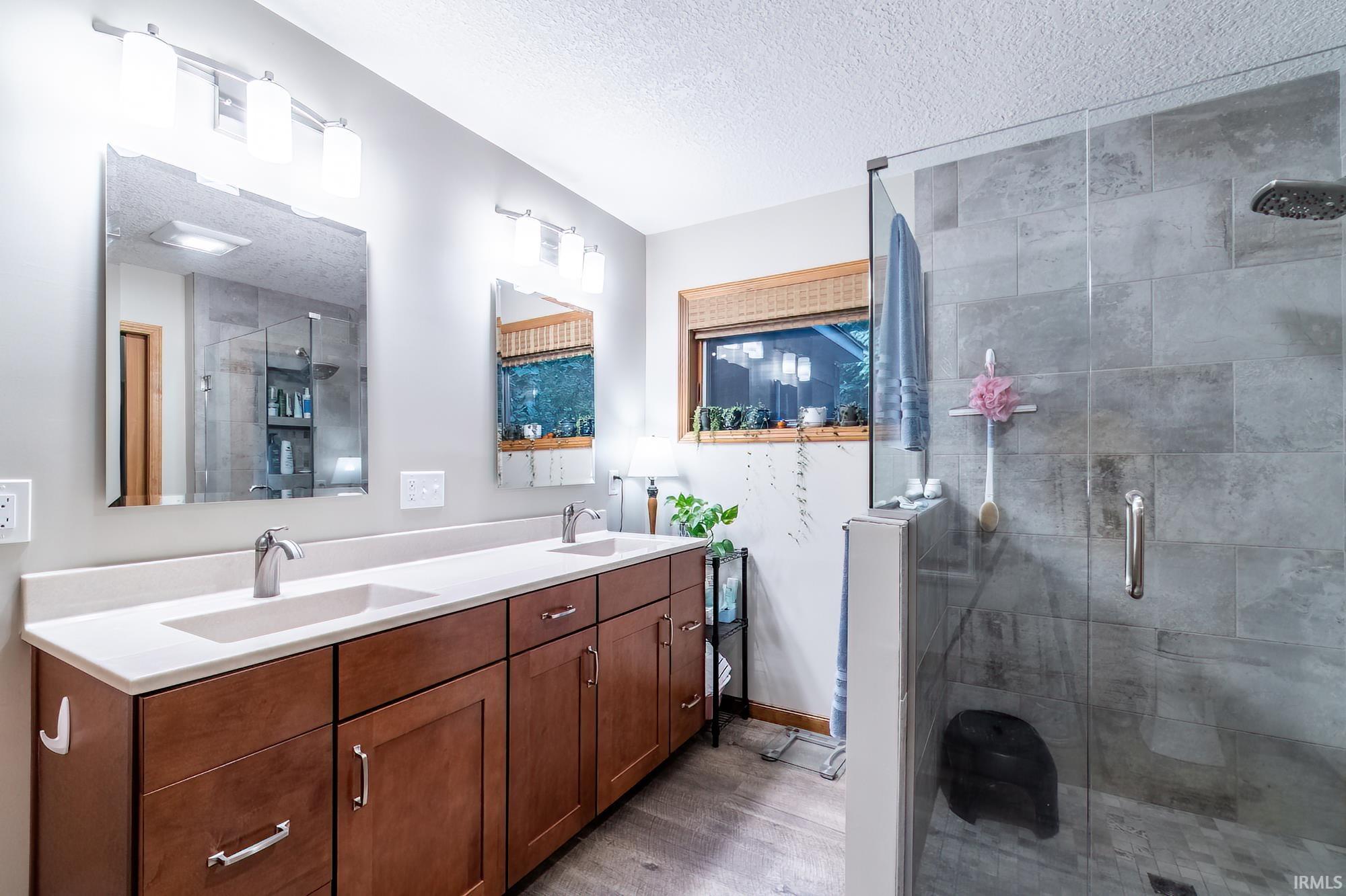 1325 E Greenbriar Drive