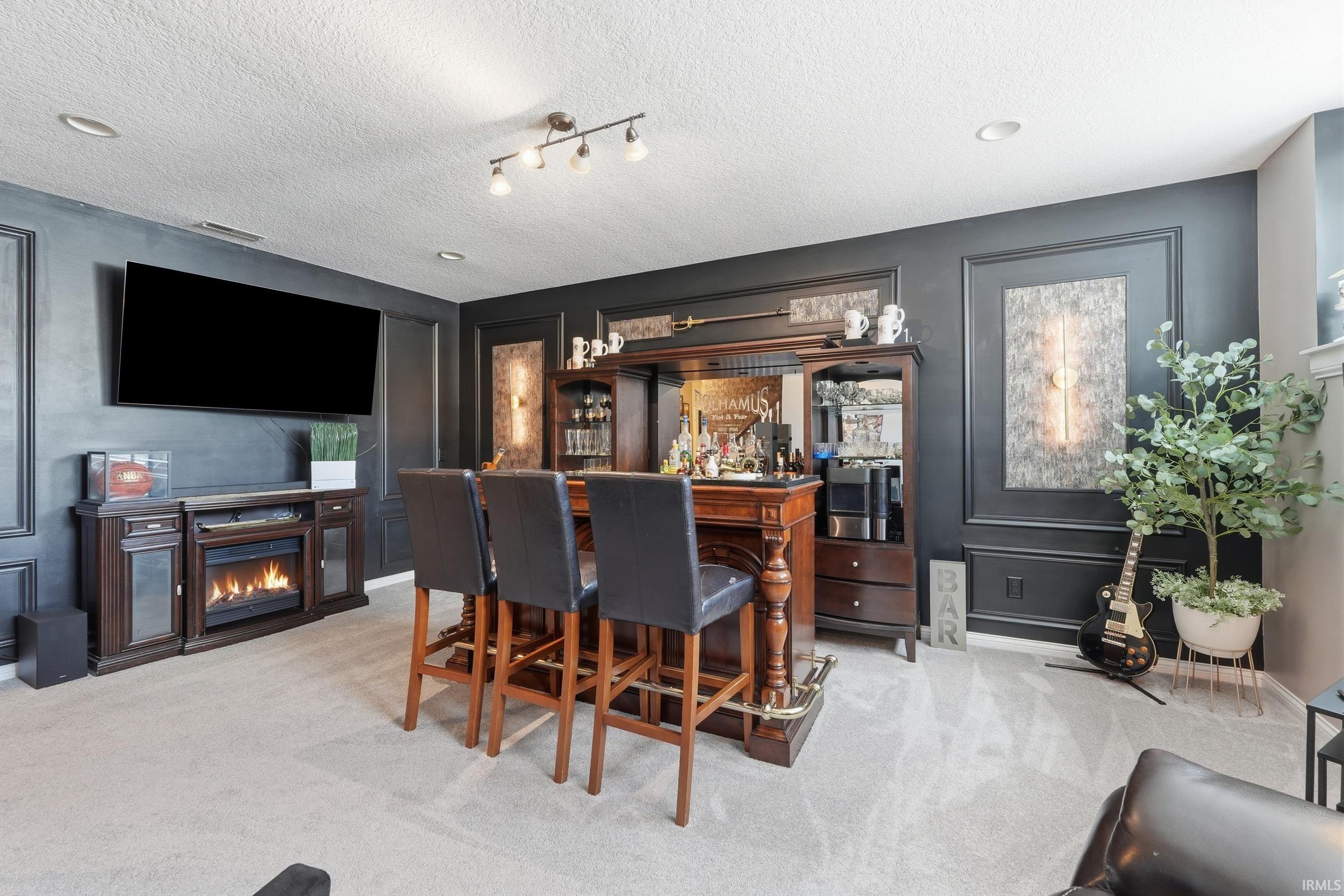 7232 Hawksnest Trail