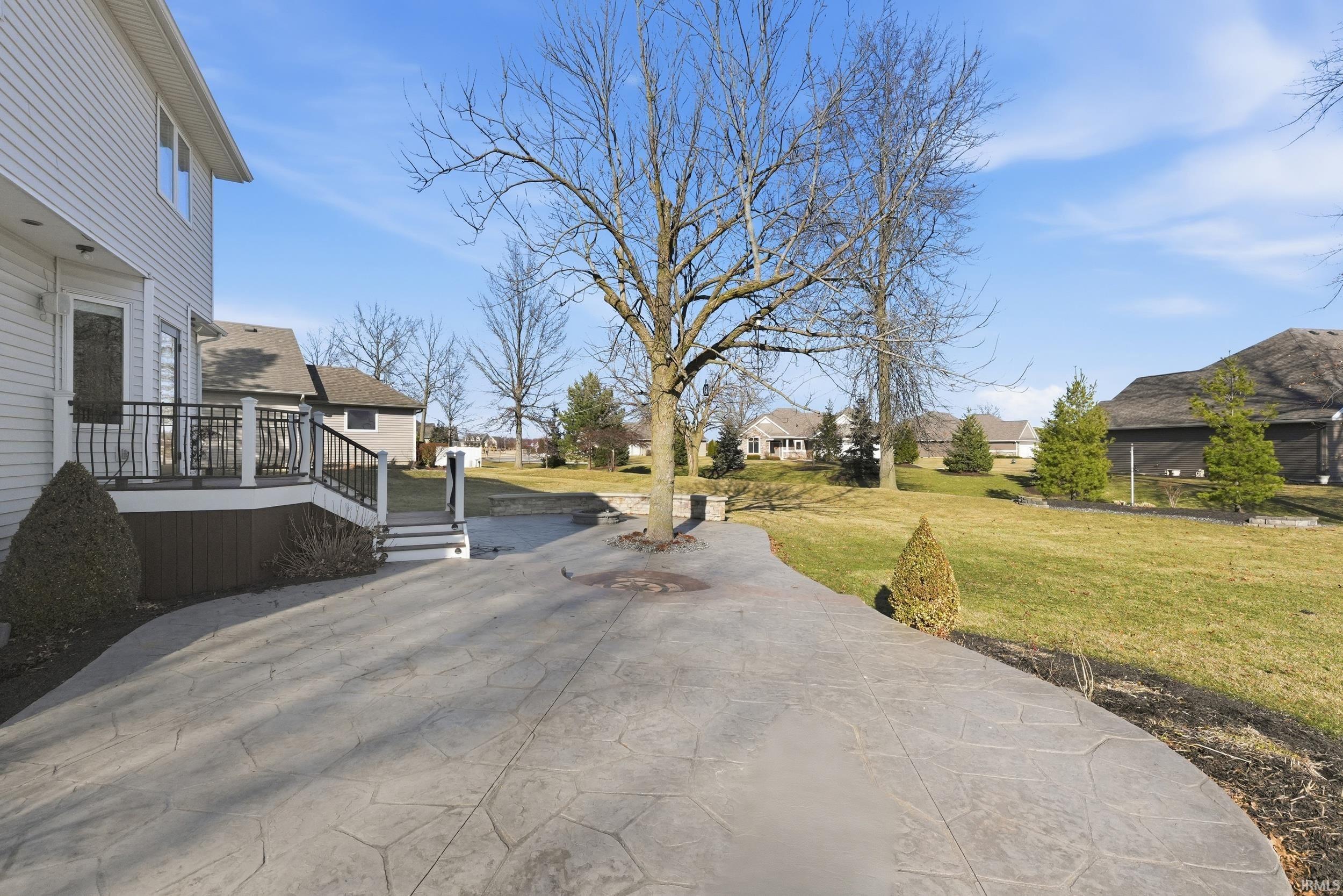 7232 Hawksnest Trail