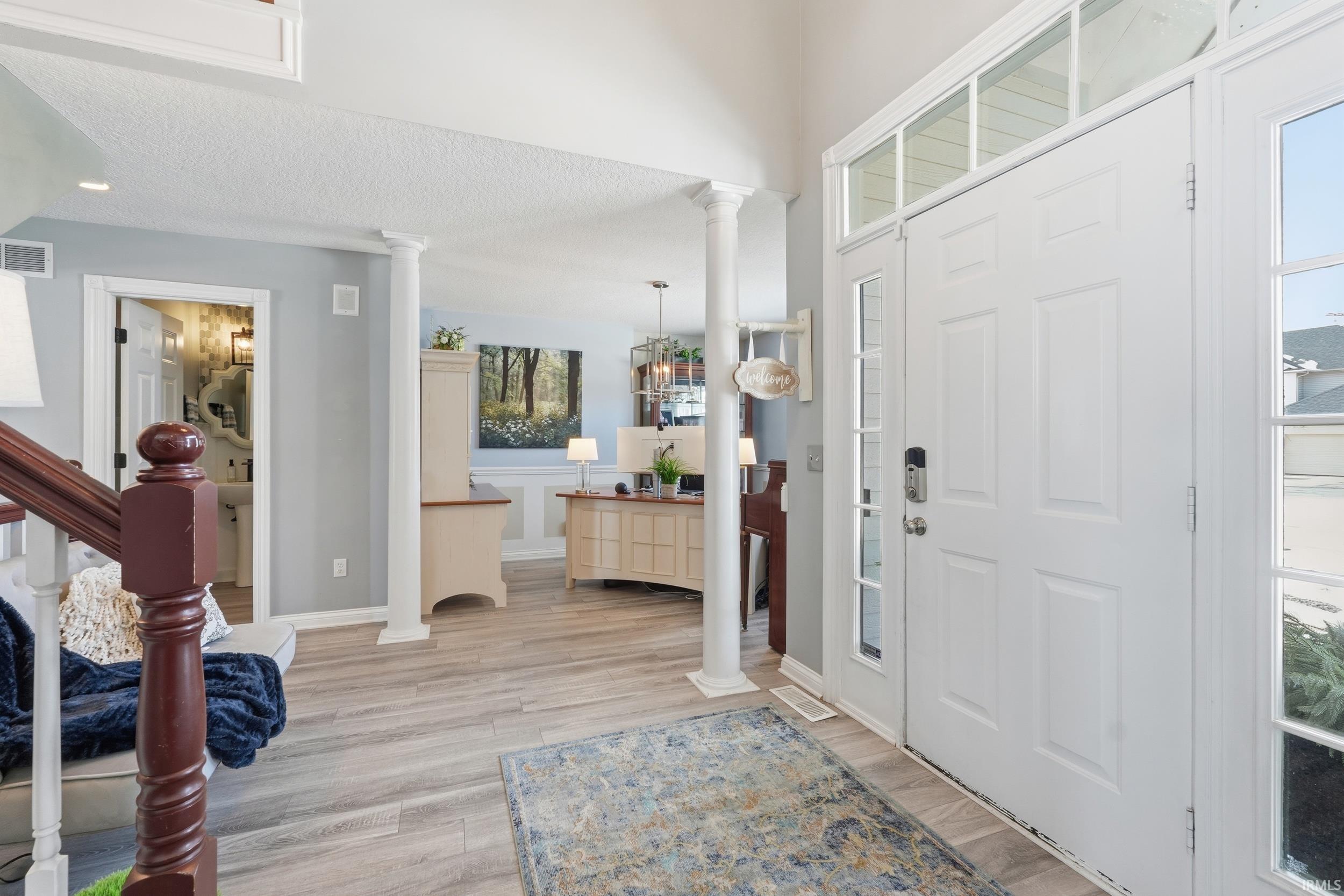 7232 Hawksnest Trail