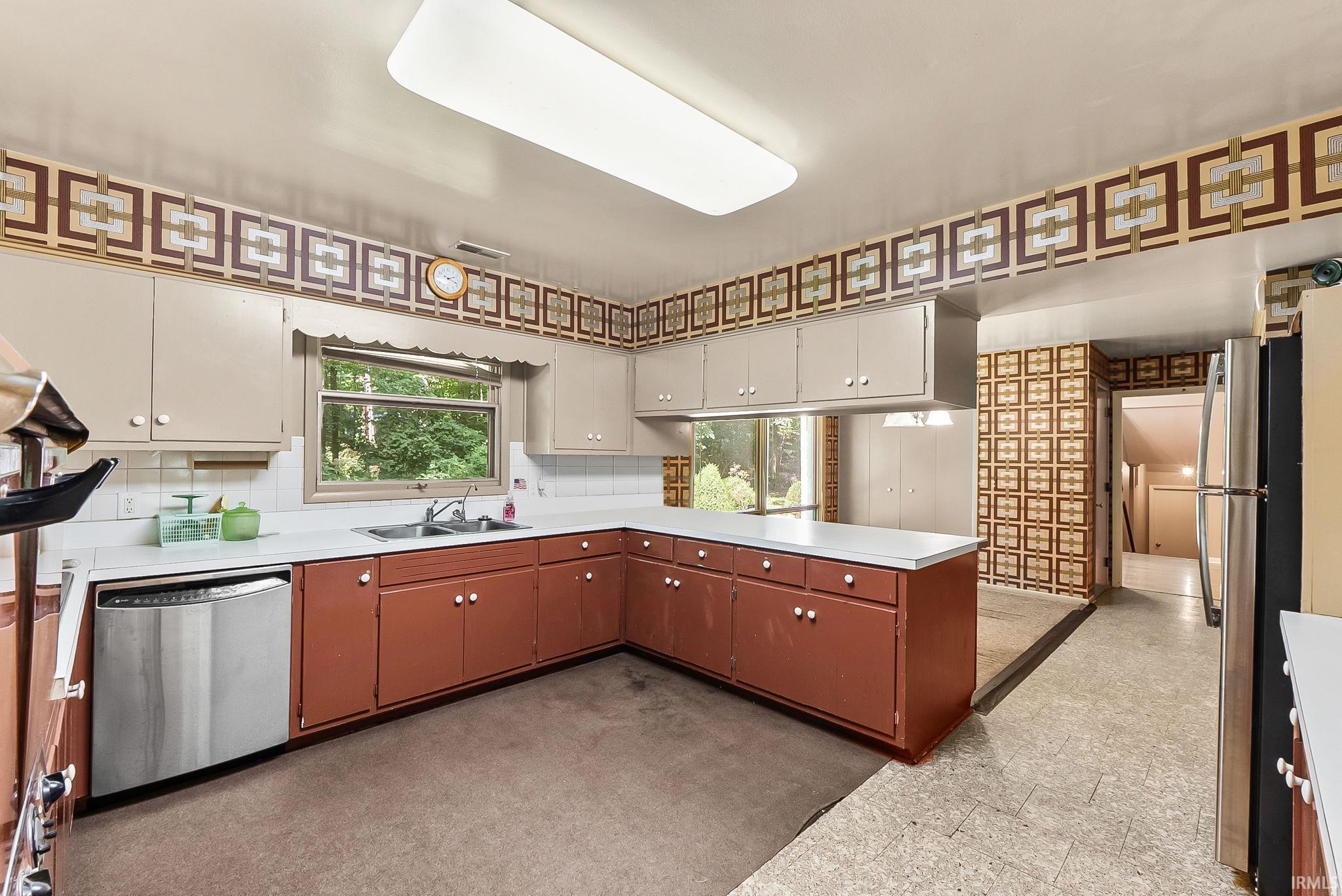 3409 Rosewood Drive