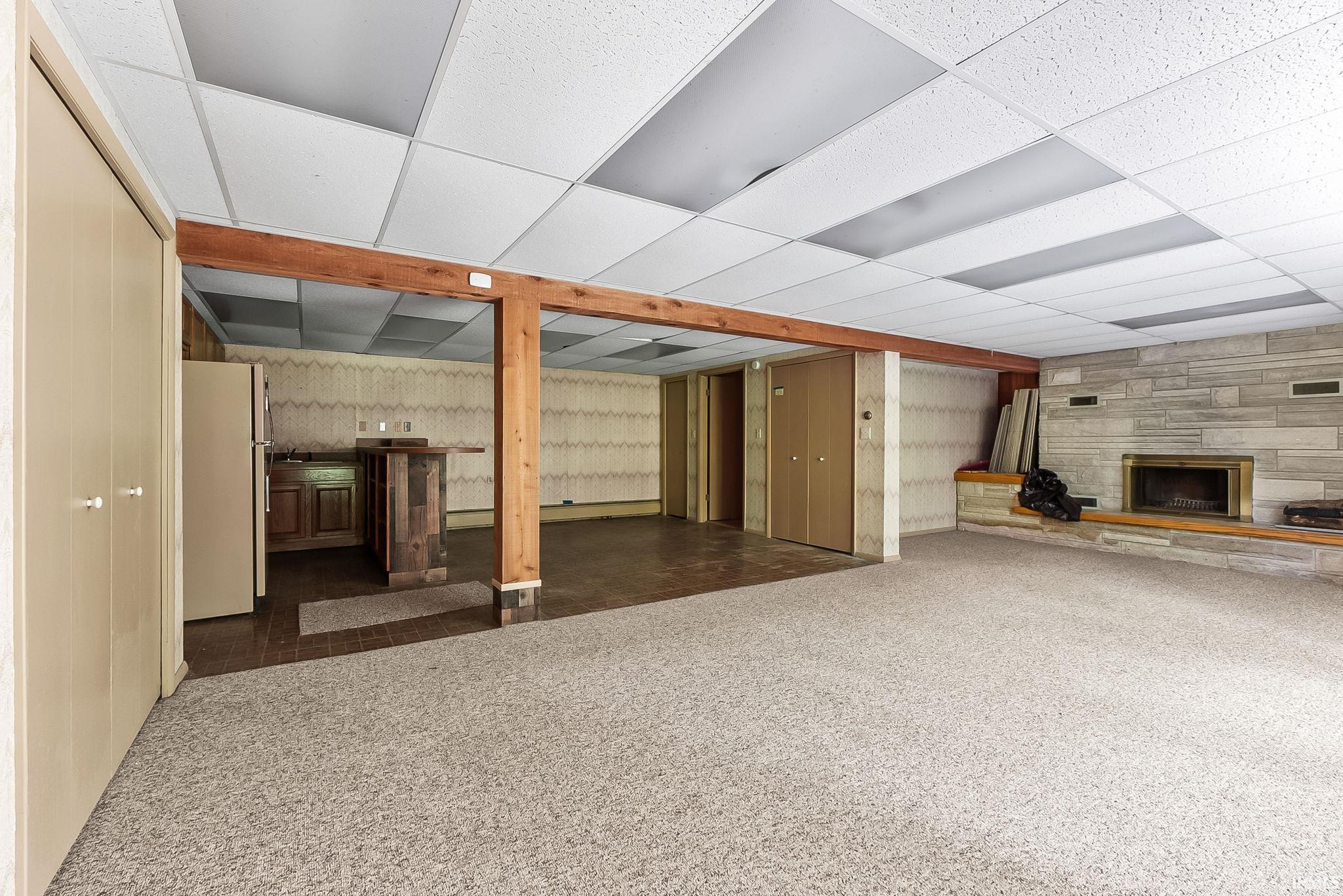3409 Rosewood Drive